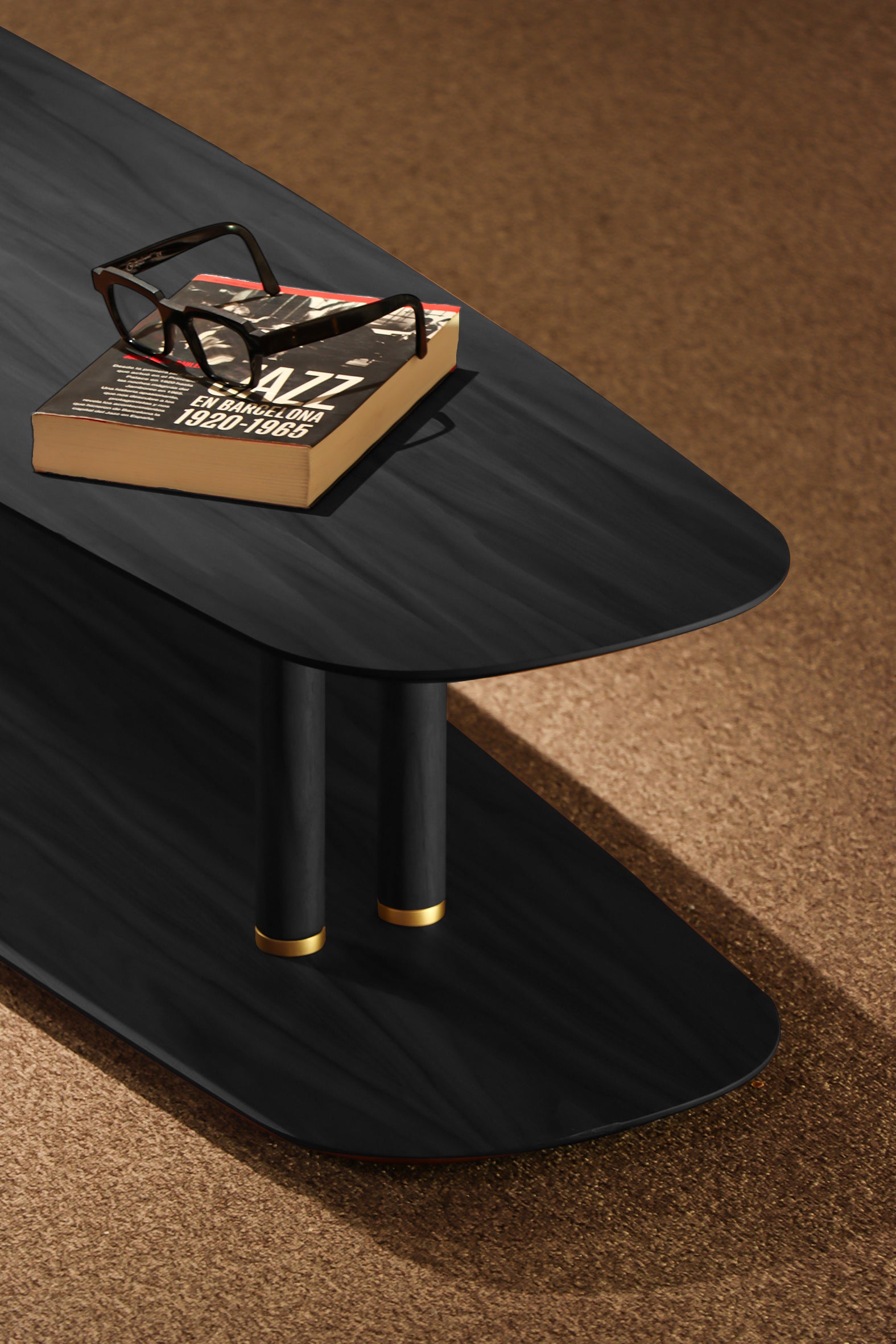 Okrúhly konferenčný stolík AXIS čierny jaseňový dyha