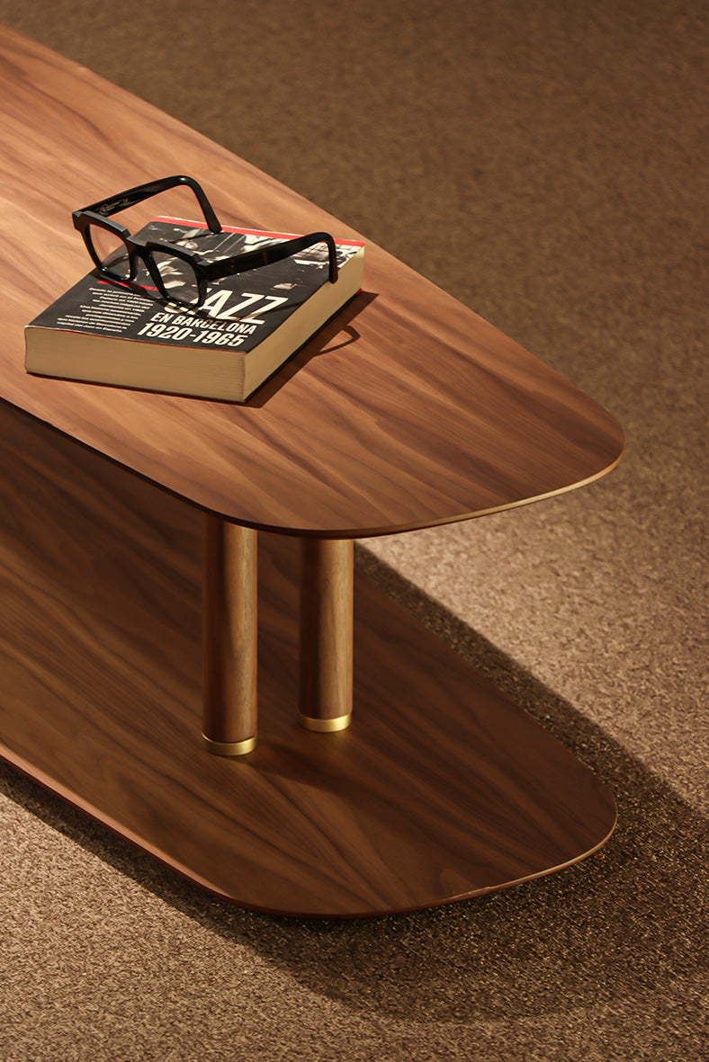 Okrúhly konferenčný stolík AXIS orechový dyha