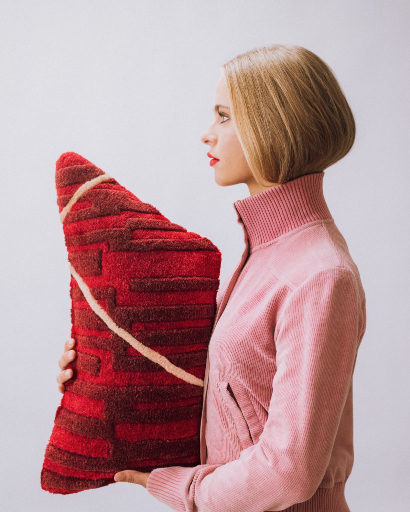 Poduszka dekoracyjna MAYA czerwony