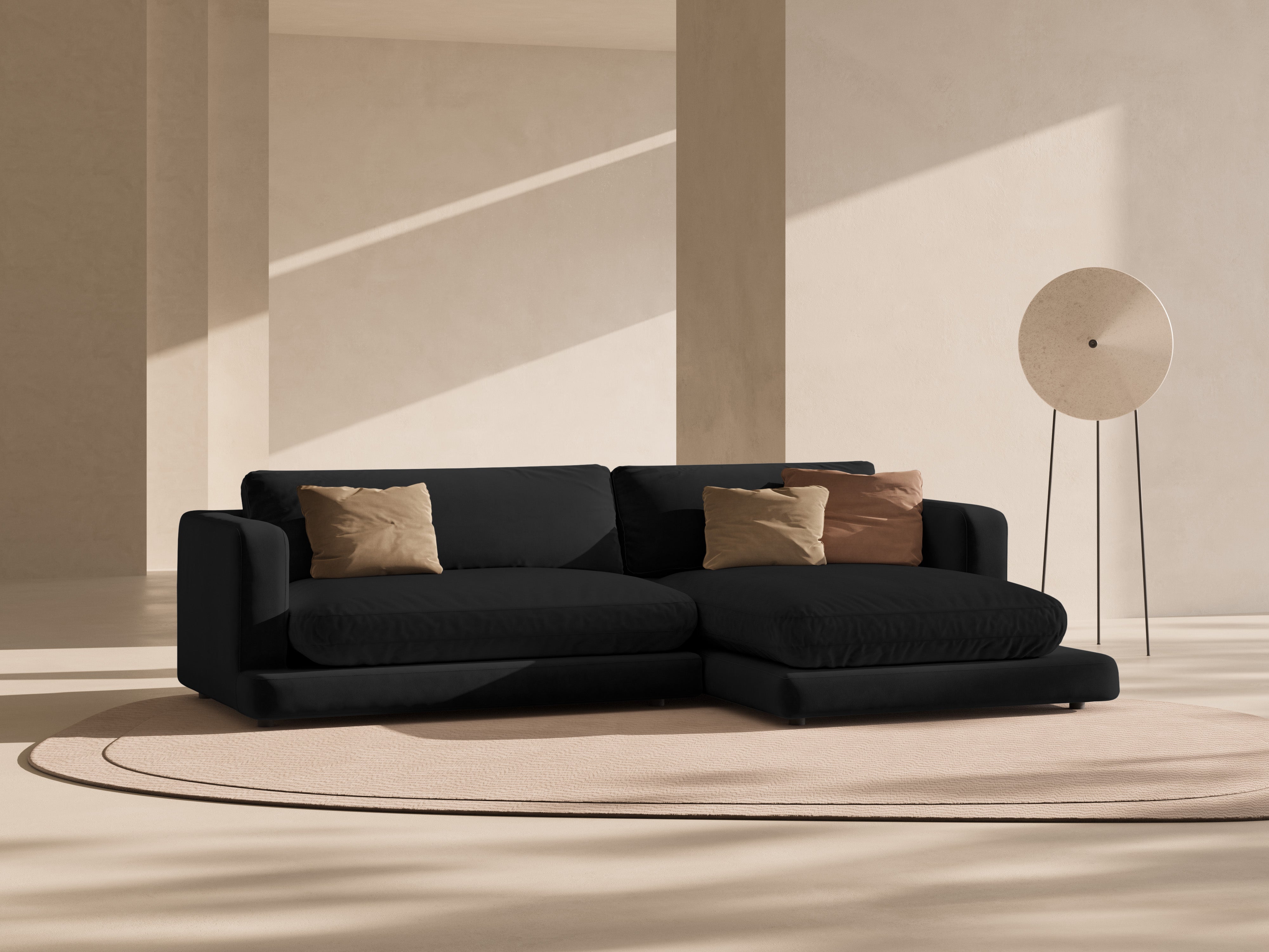 Rohová sedačka z jemného sametu pravostranná DAPHNE čierna