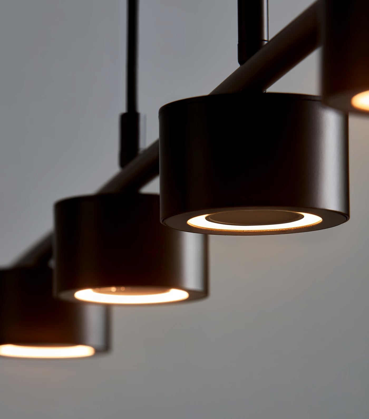 Závesná lampa CLYDE QUATRO čierna