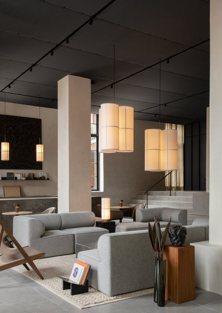 HASHIRA table lamp with an ash base