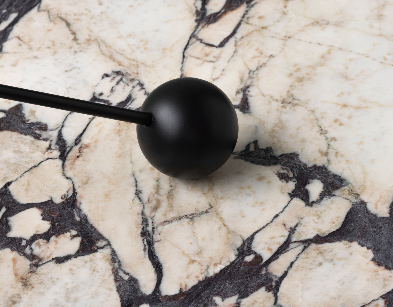 Svietnik INTERCONNECT bronzovaný mosadz