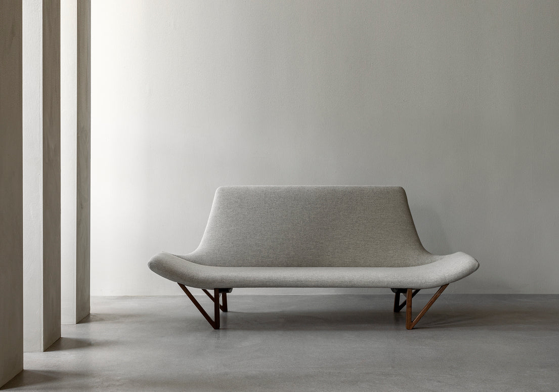 PAGODE gray sofa with walnut base