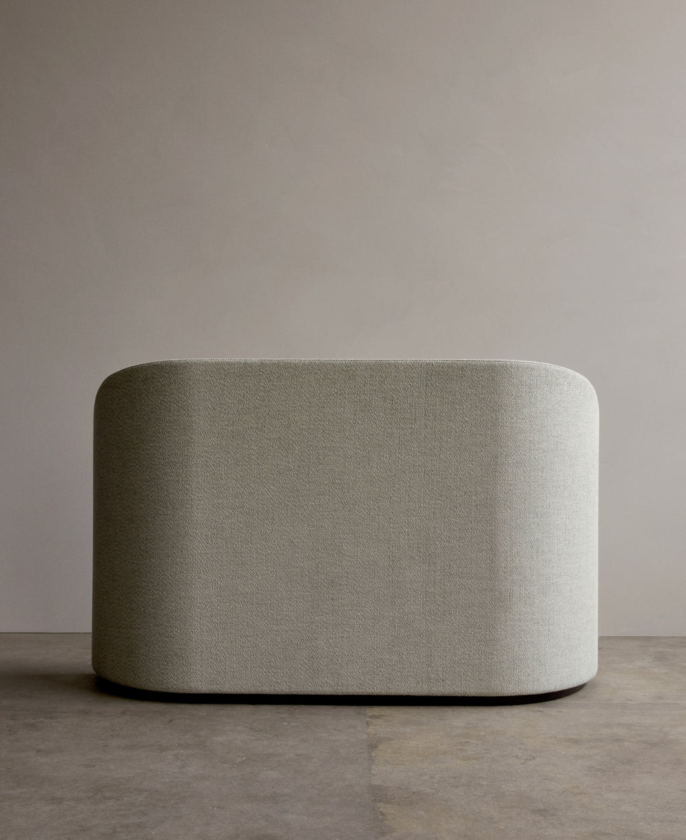 TEAROOM high-back sofa beige