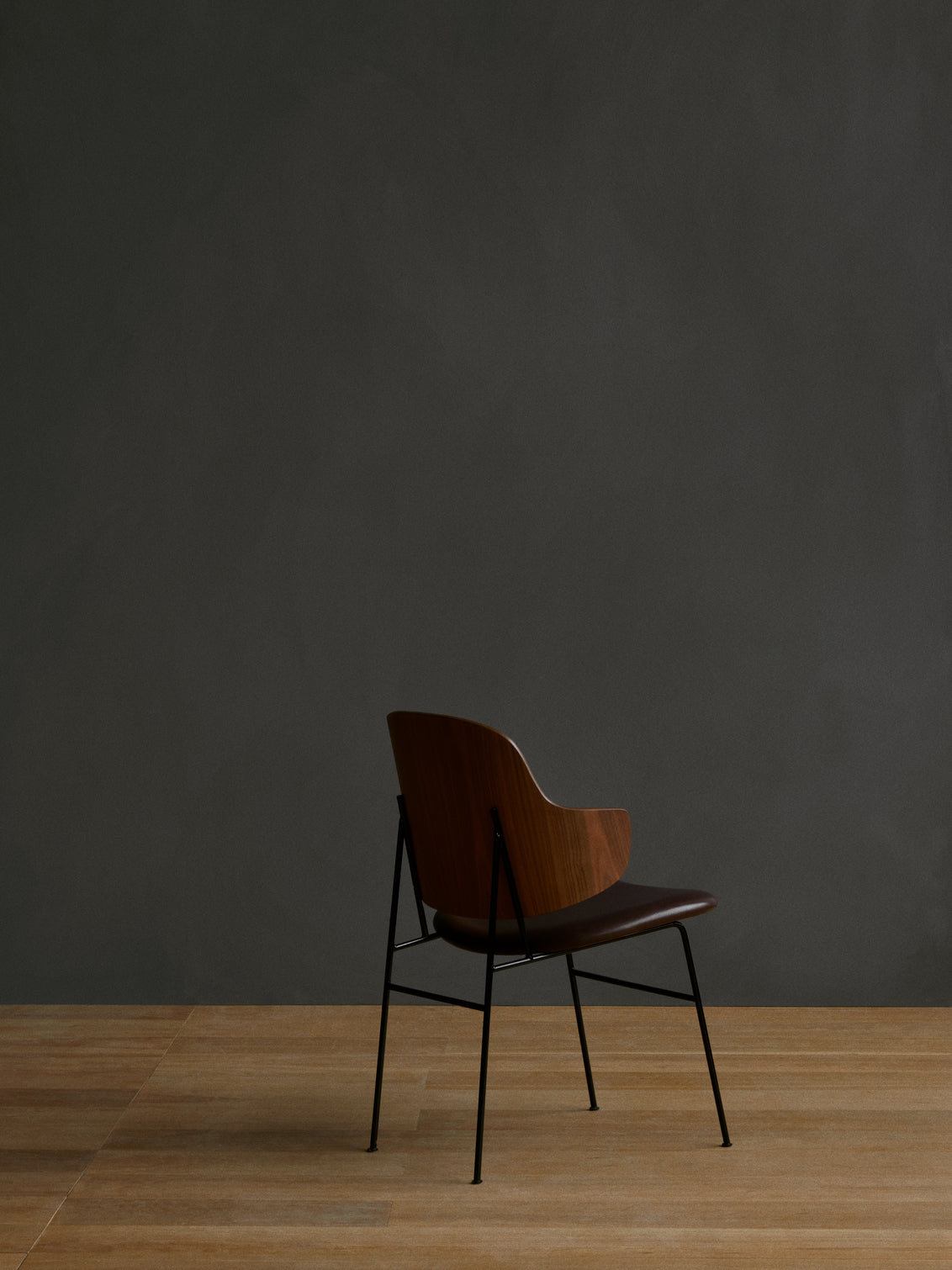 PENGUIN Chair Brown Leather