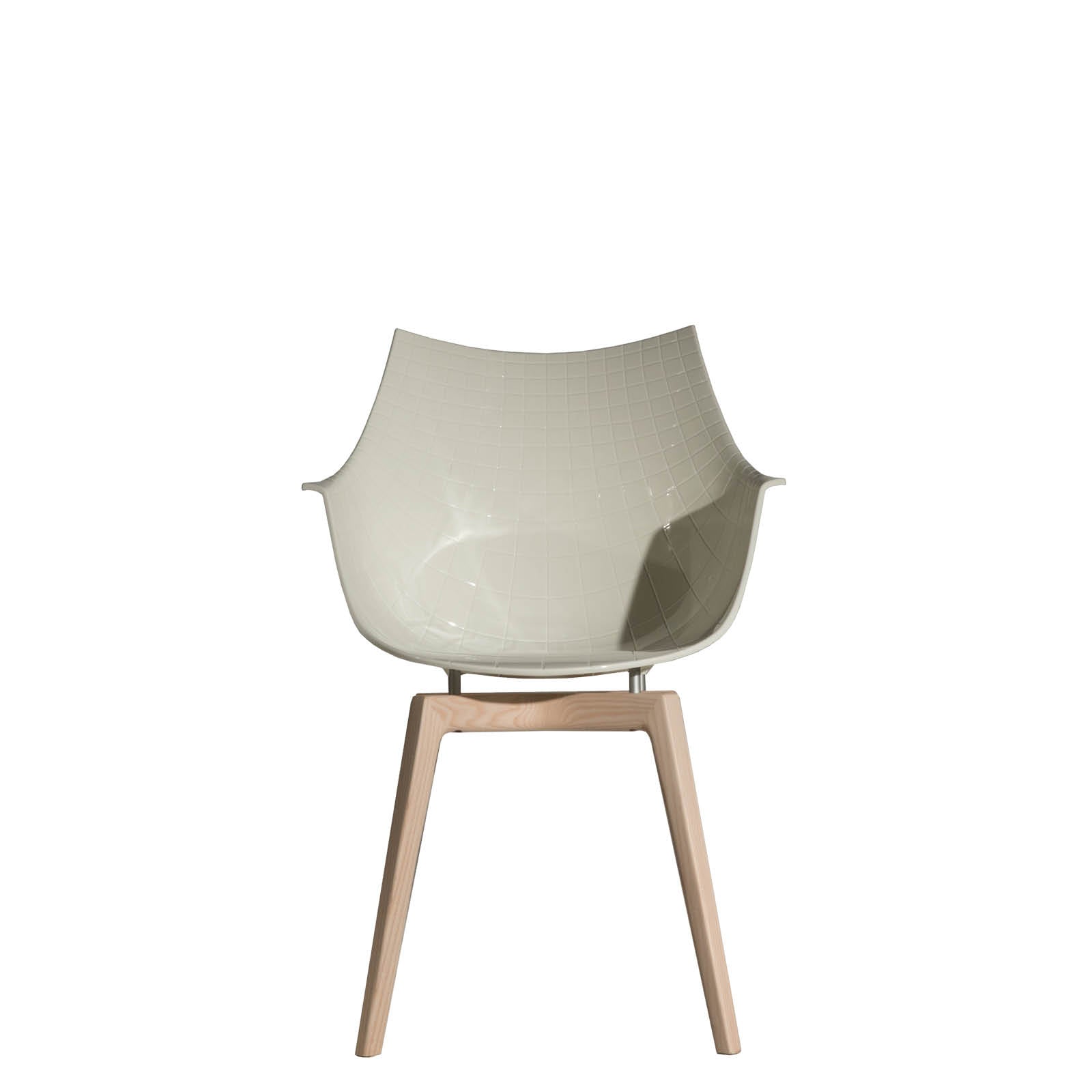 White Meridiana chair with ash base
