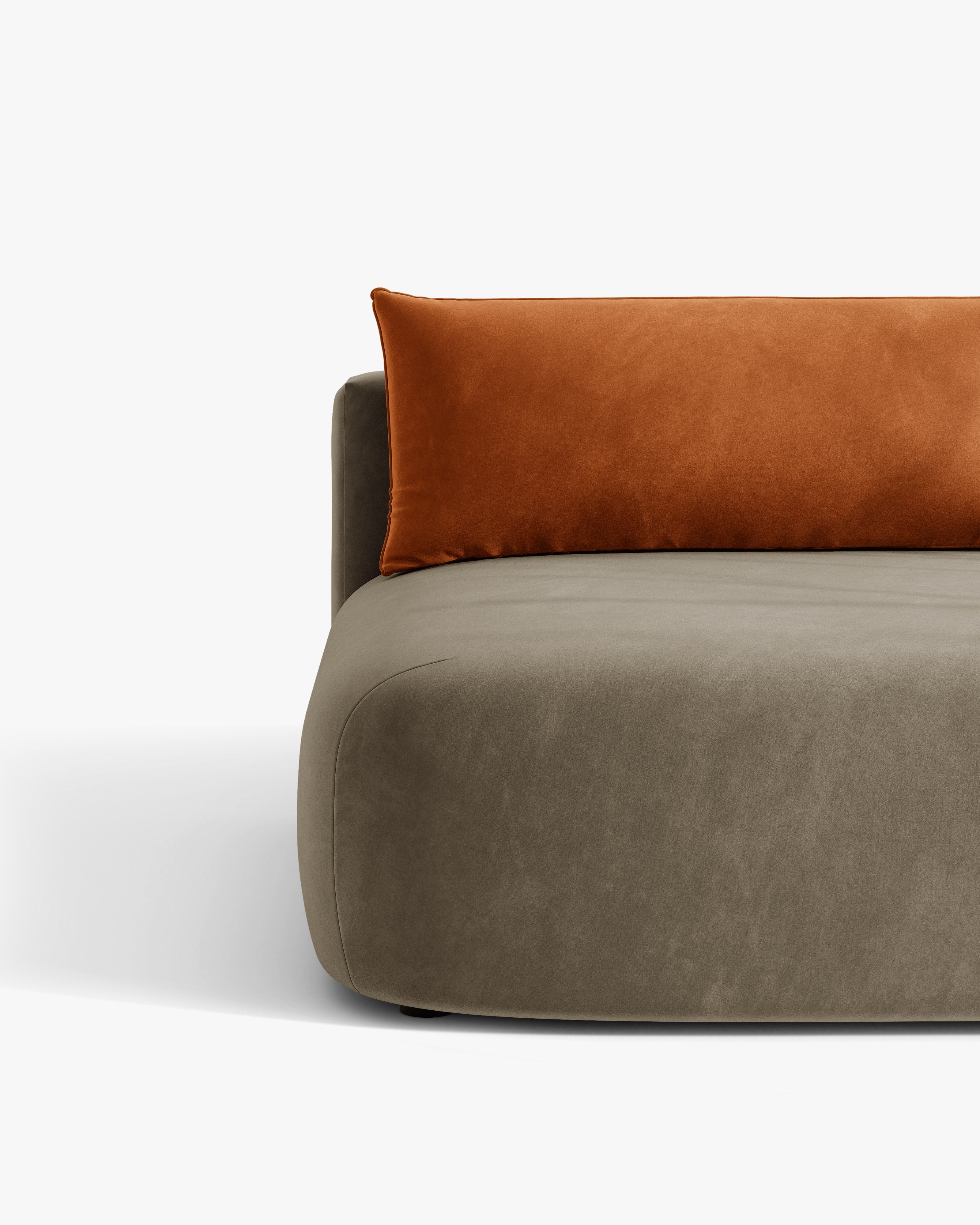 Sofa pre 3 osoby z aksamitom a funkciou spania HENA v šedohnedej farbe s tehlovými vankúšmi