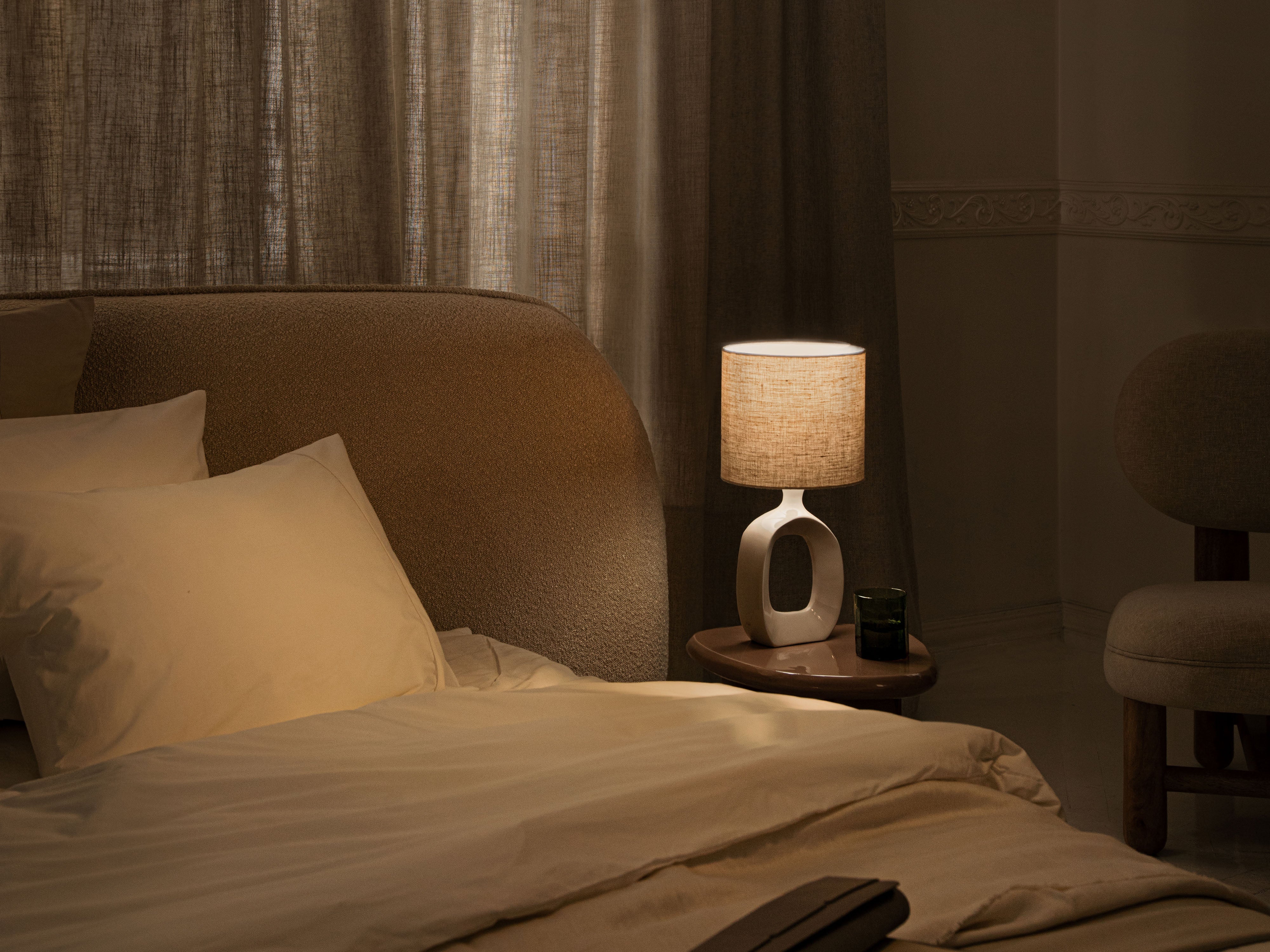 OVALO Bed White Boucle