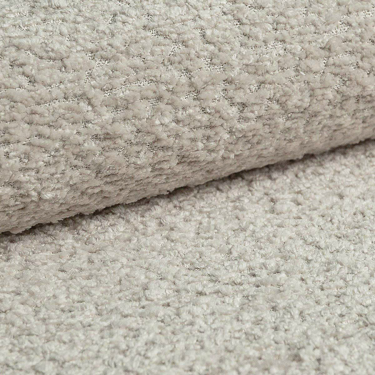 MOUNT bed in light beige boucle