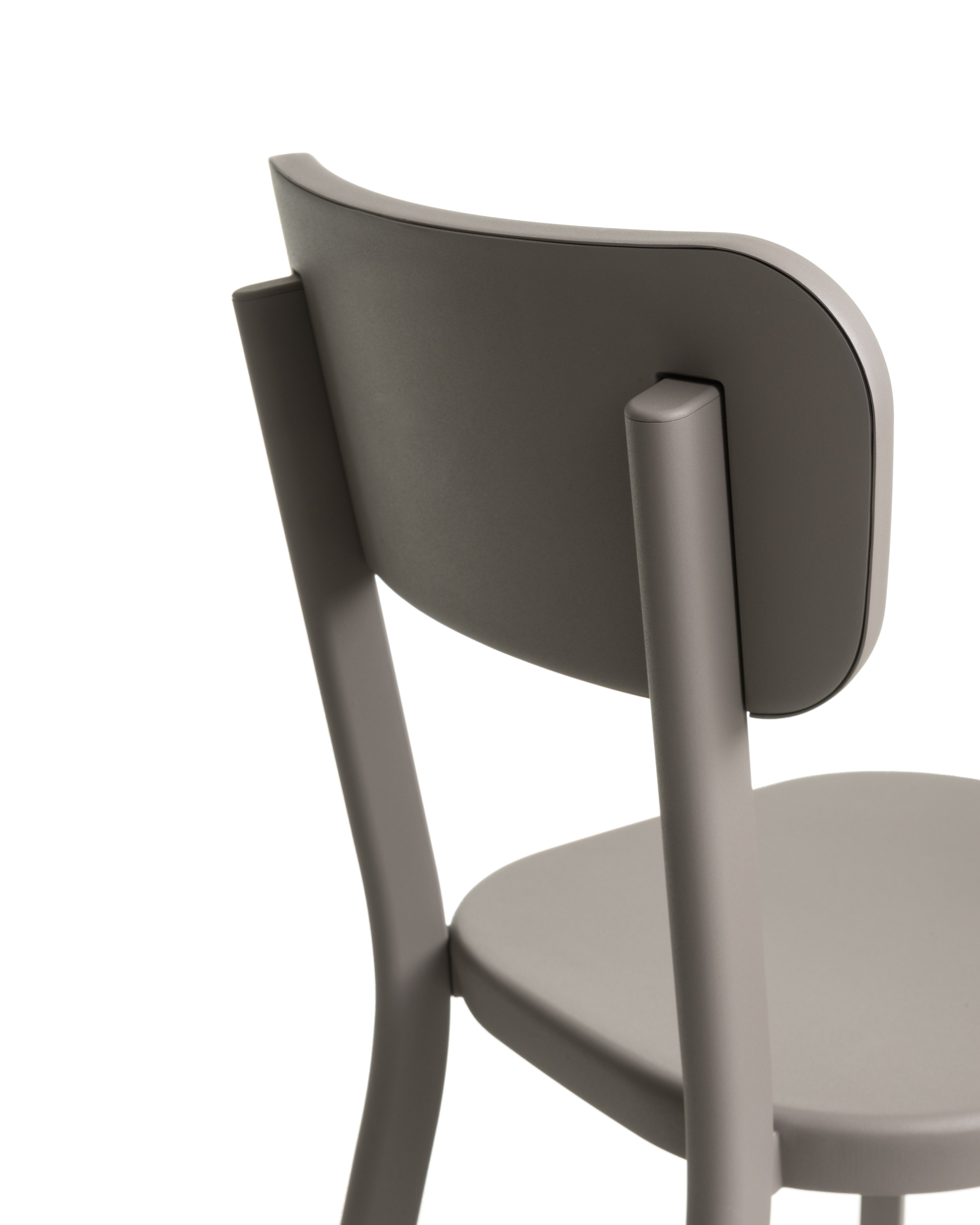 DEJA VU taupe outdoor chair