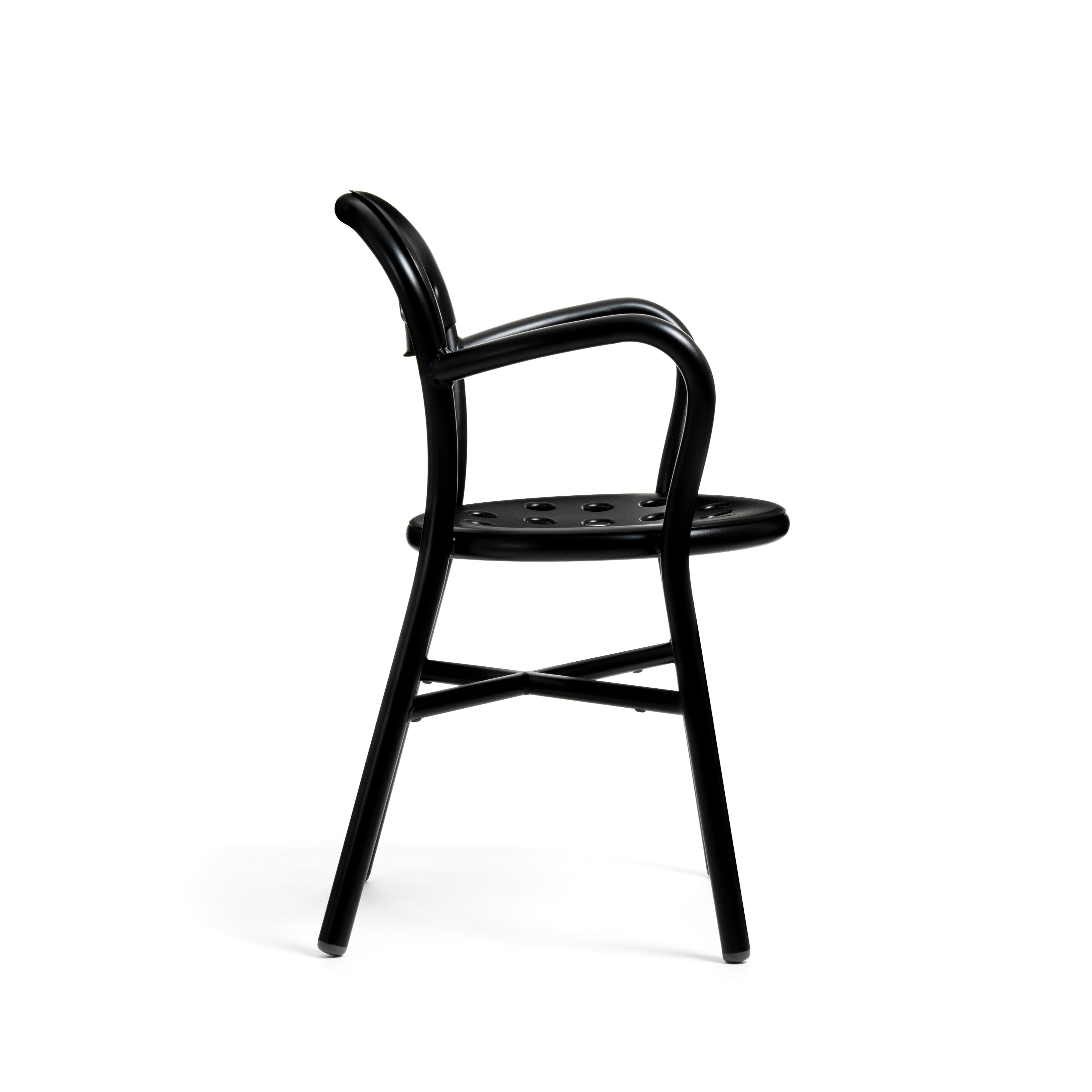 Kreslo s opierkami na ruky vonkajšie PIPE čierne