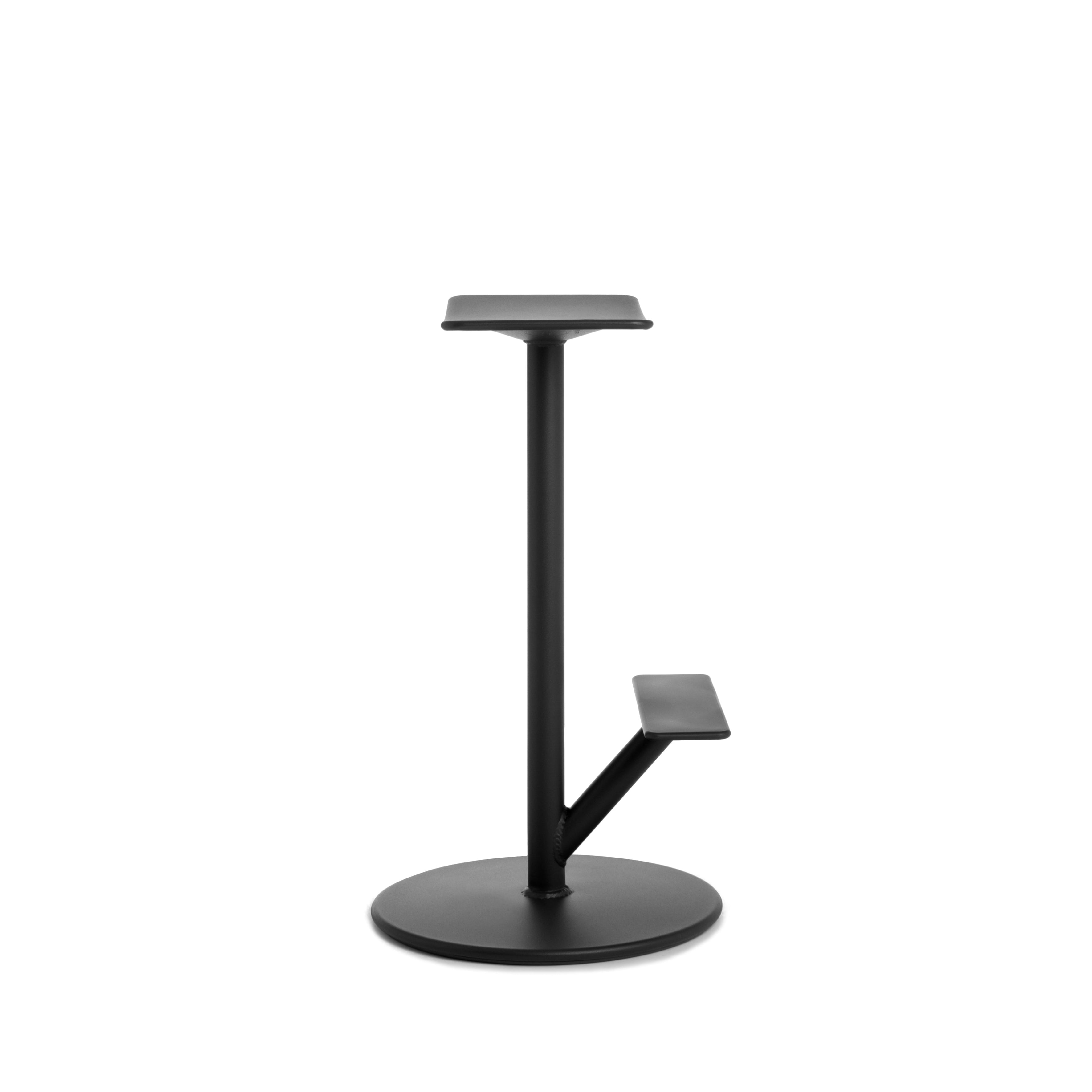 SEQUOIA black bar stool