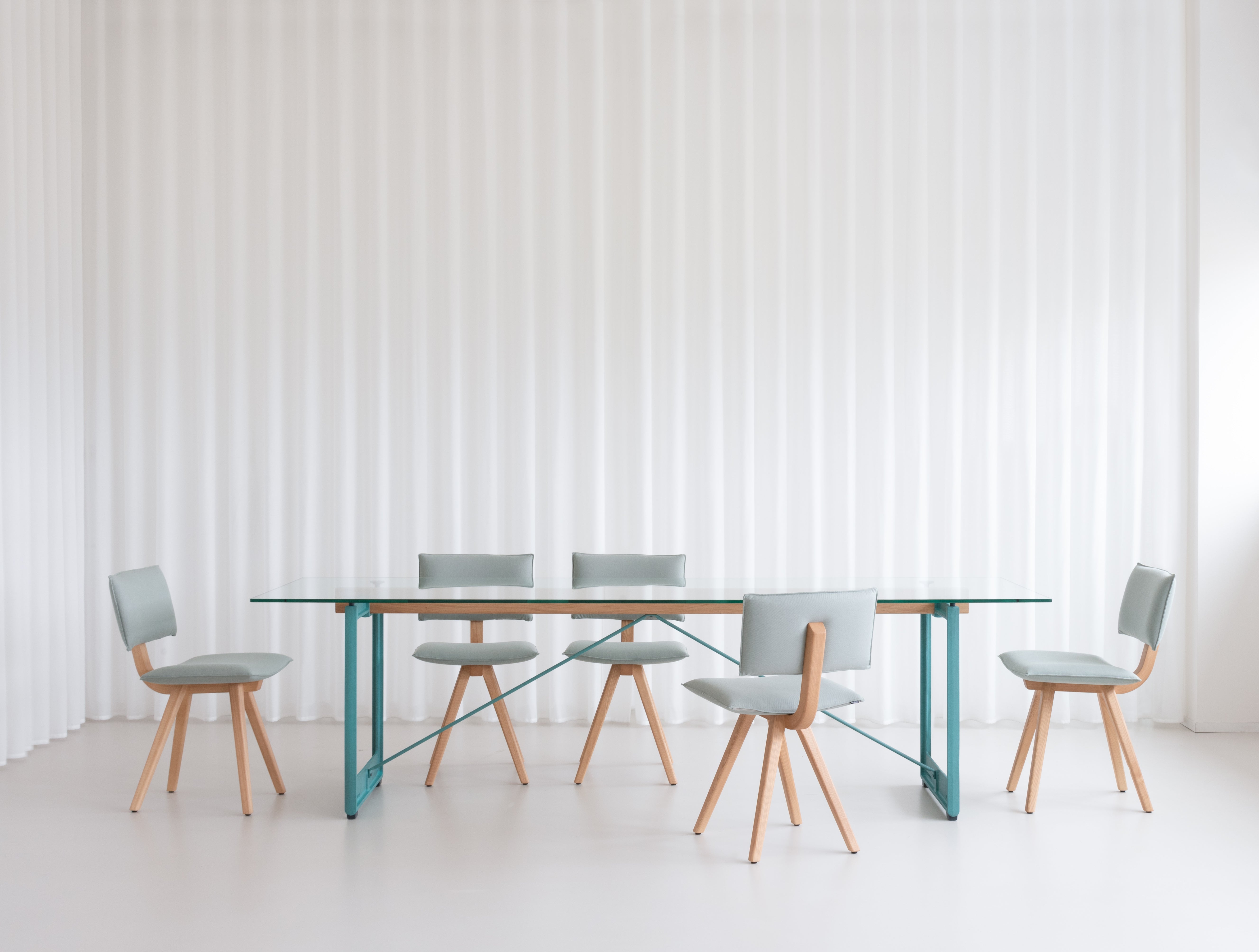 Stôl BRUT tyrkysová základňa