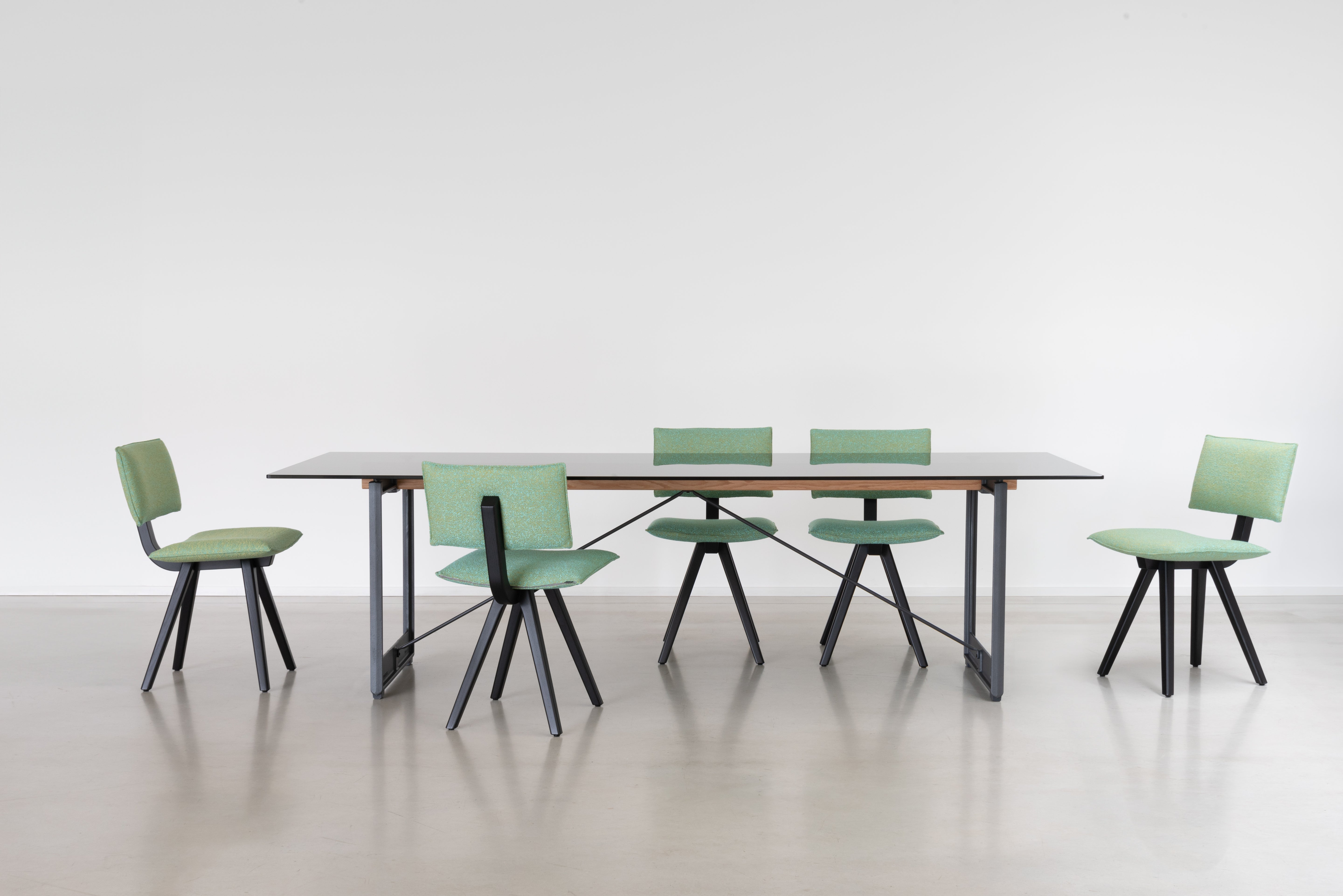 Stôl BRUT tyrkysová základňa