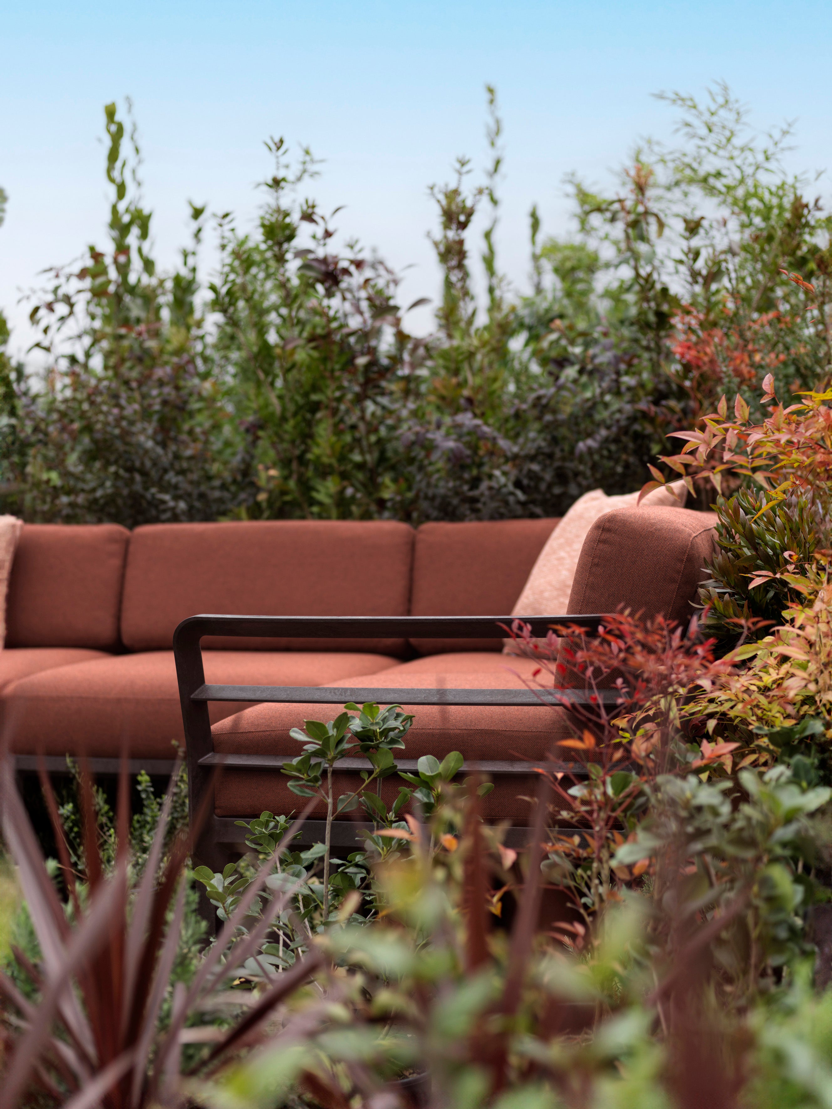 MAXIMO 5 Gray Modular Outdoor Corner Sofa with Brown Base