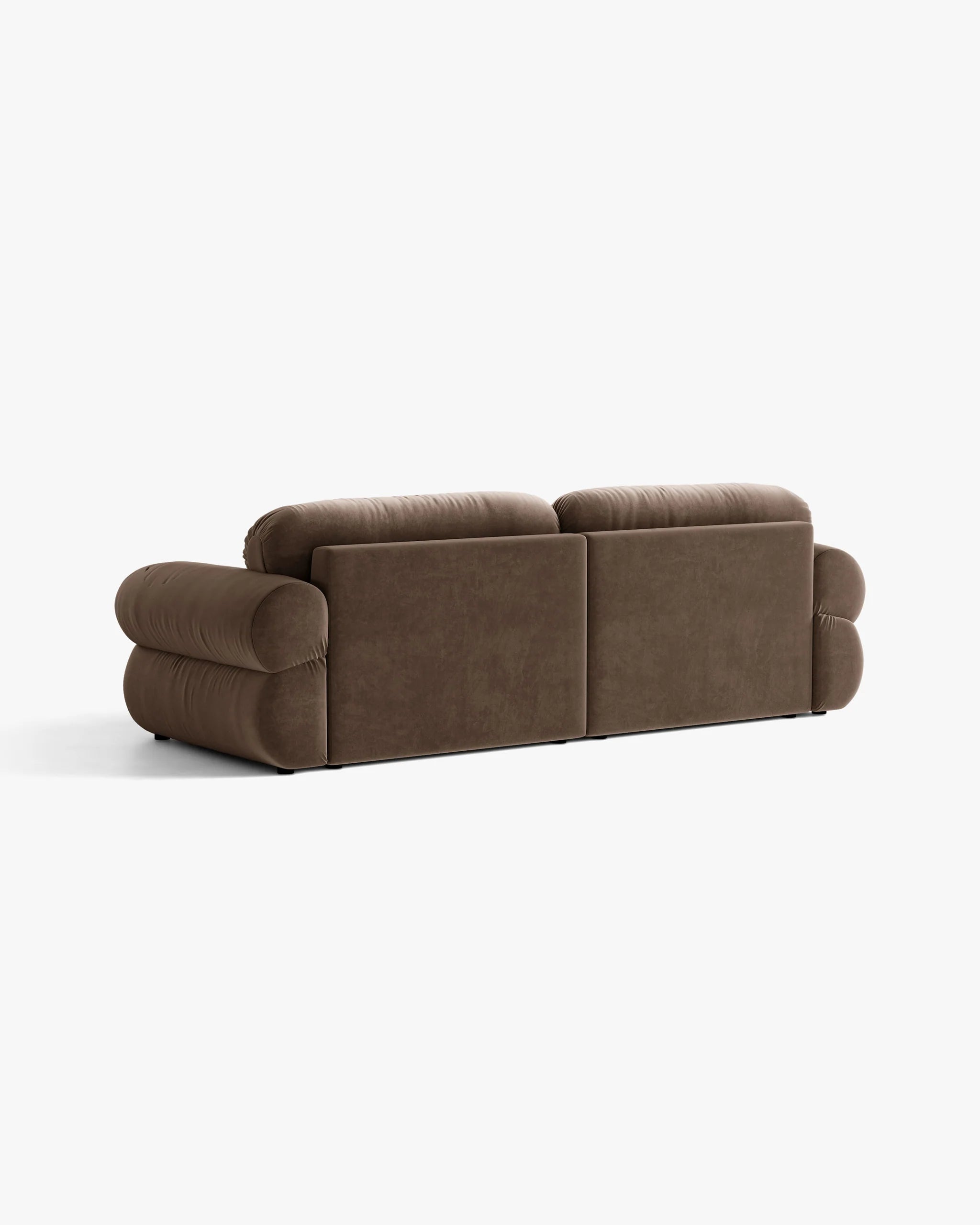 Sofa pre 4 osoby z aksamitom OPHELIA v čokoládovej farbe