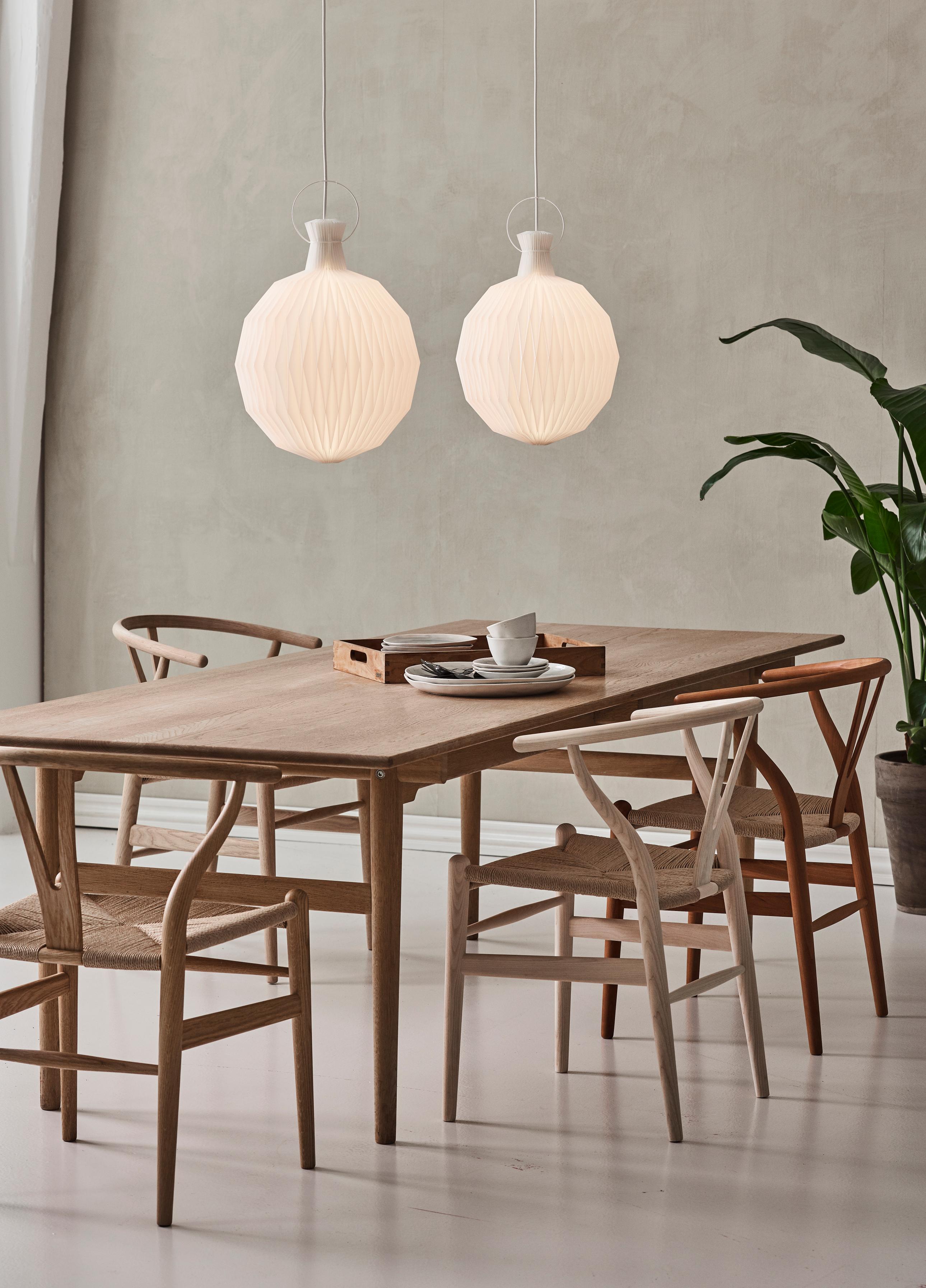 Závesná lampa MODEL 101 biela