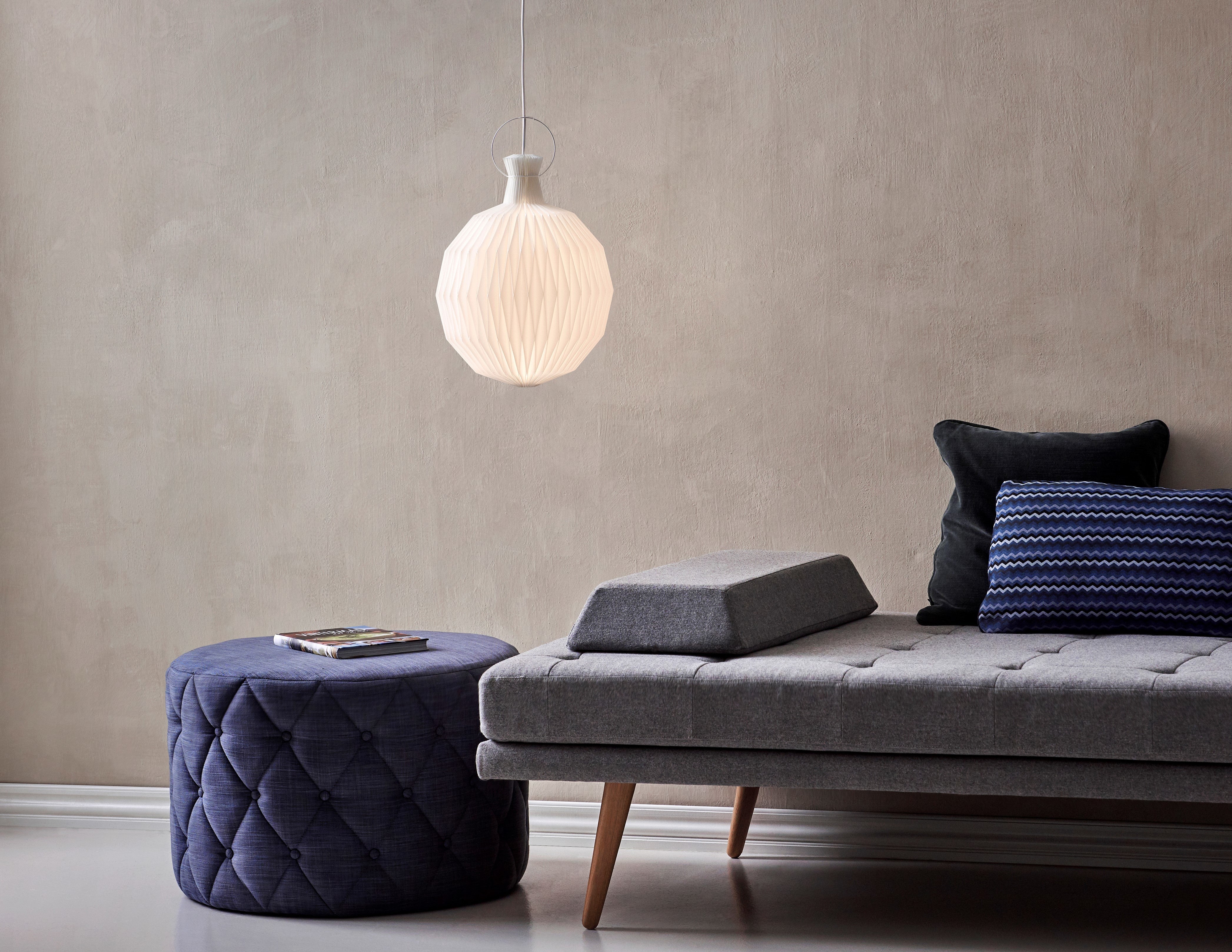 Závesná lampa MODEL 101 biela