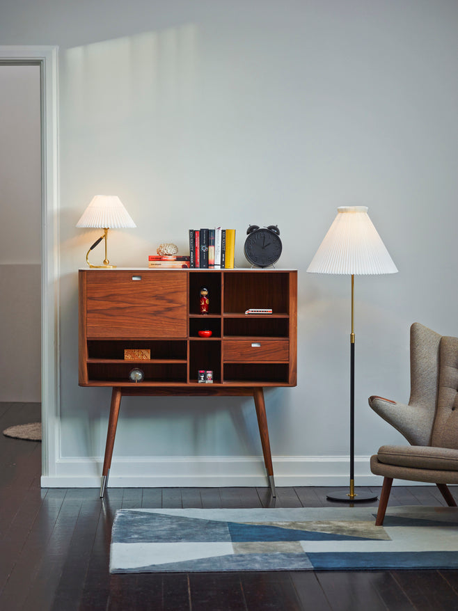 Lamp MODEL 306 white with a brass base