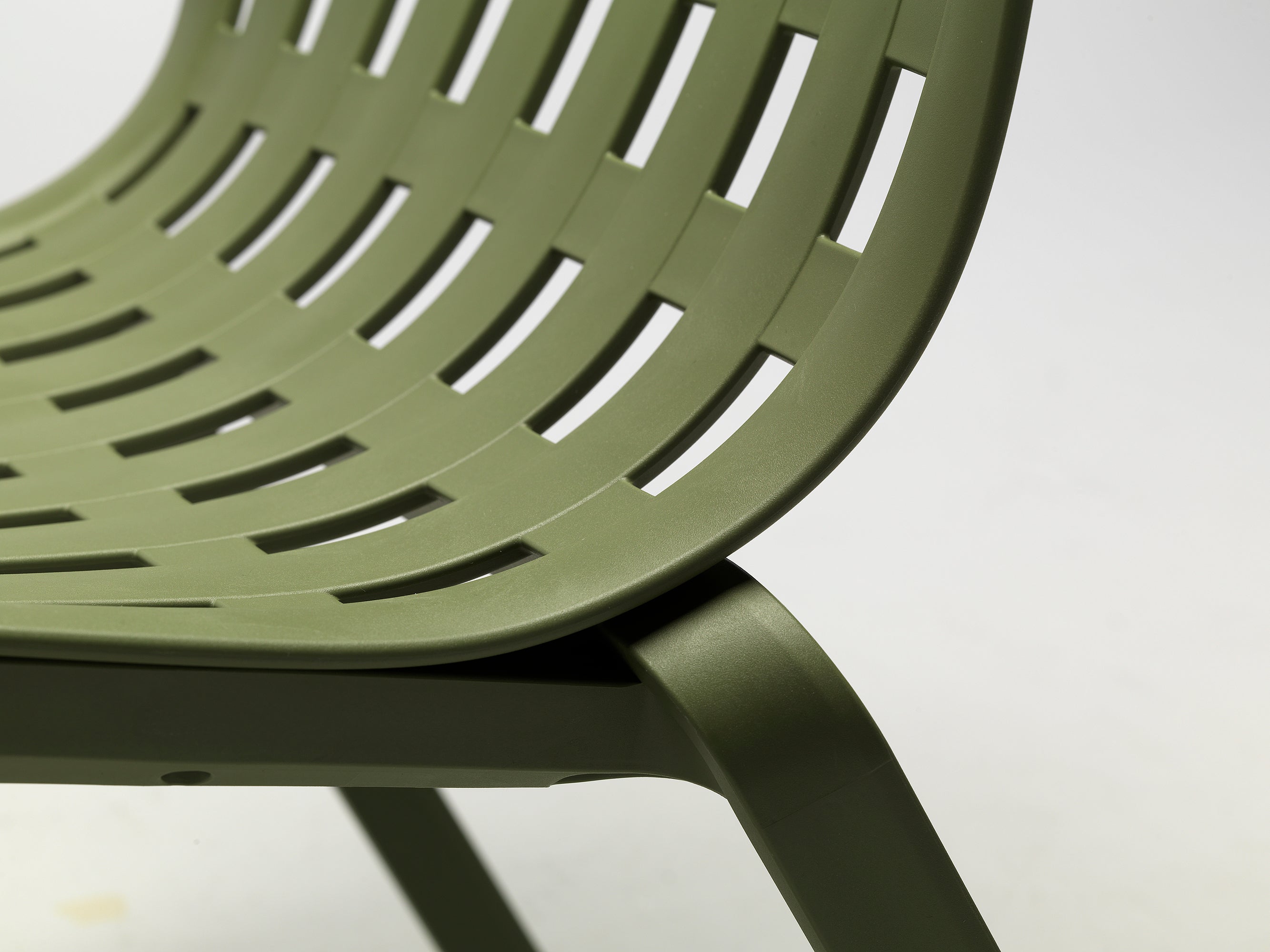 FOLIO Outdoor Armchair in Anthracite