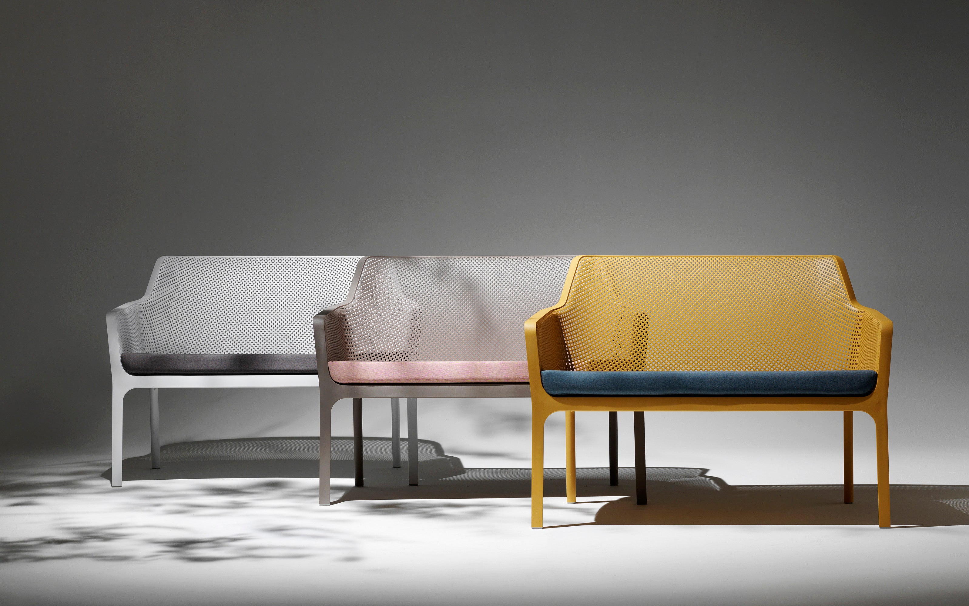 NET Outdoor Bench Mustard