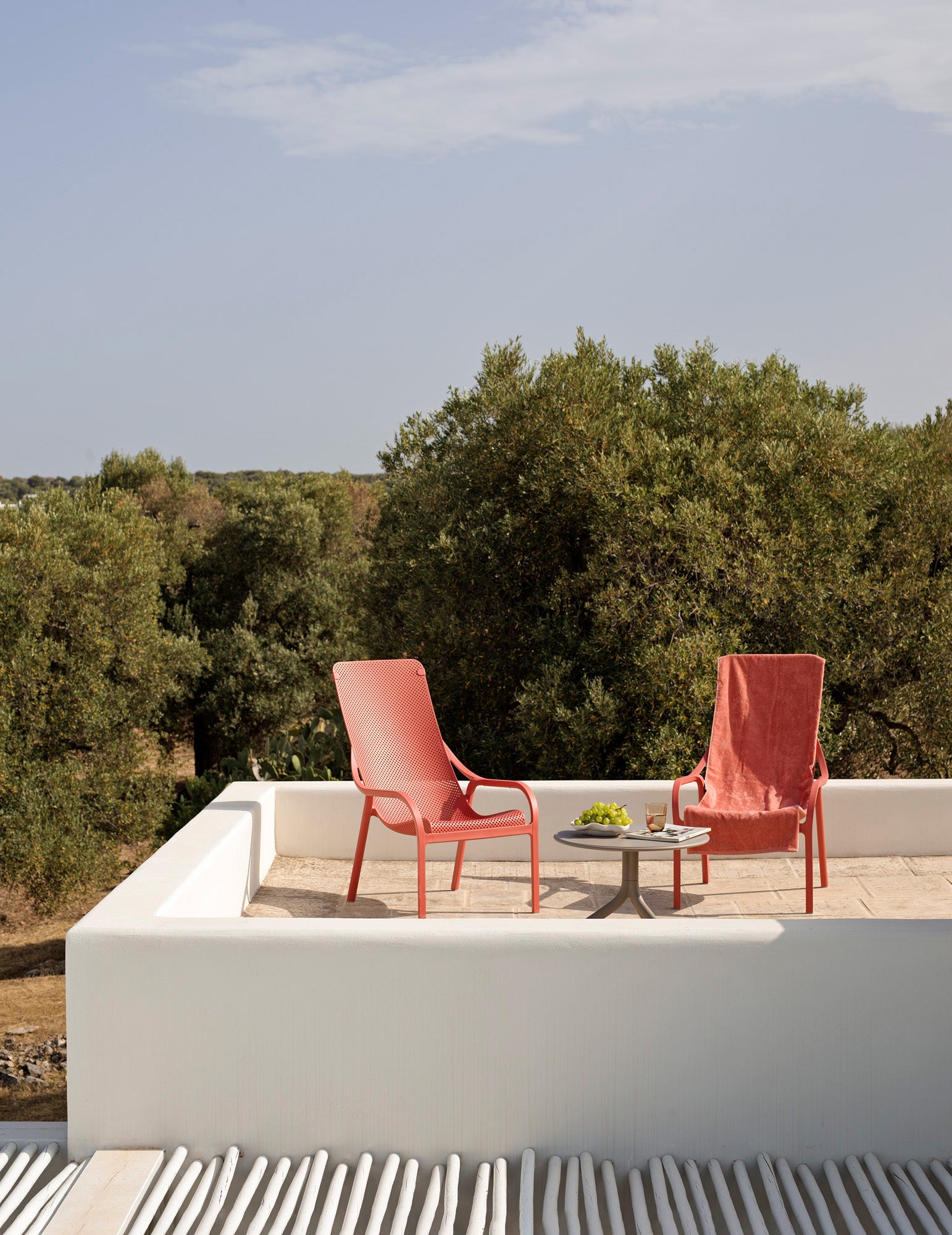 Coral NET Outdoor Armchair