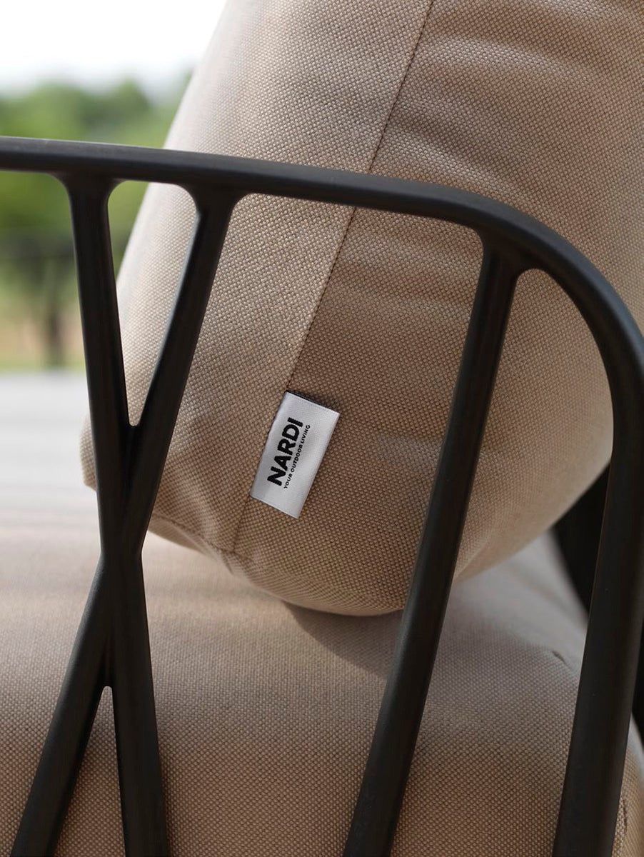 Záhradné kreslo KOMODO béžové Sunbrella® s taupe základňou