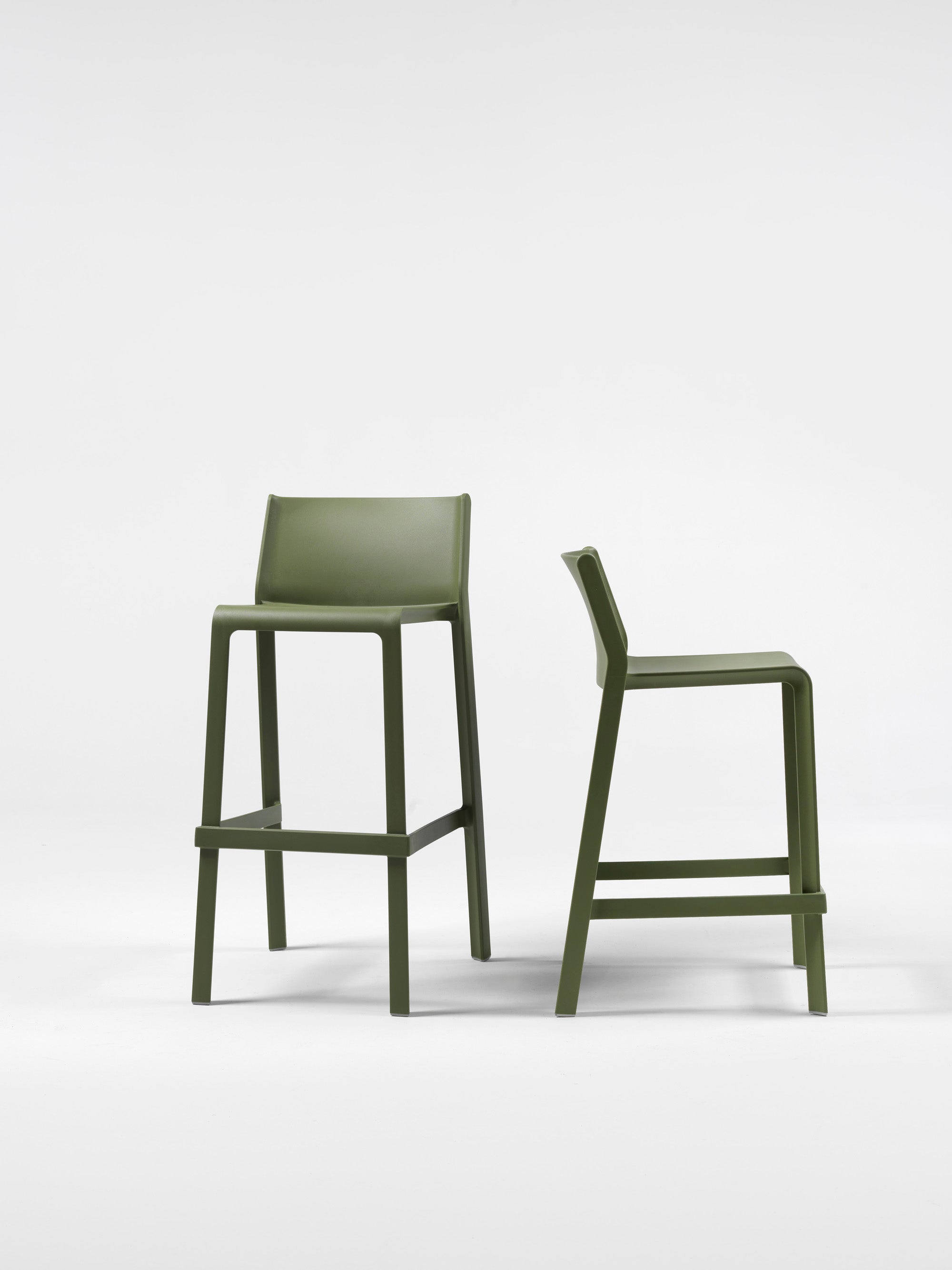 Outdoor Stool TRILL agave green