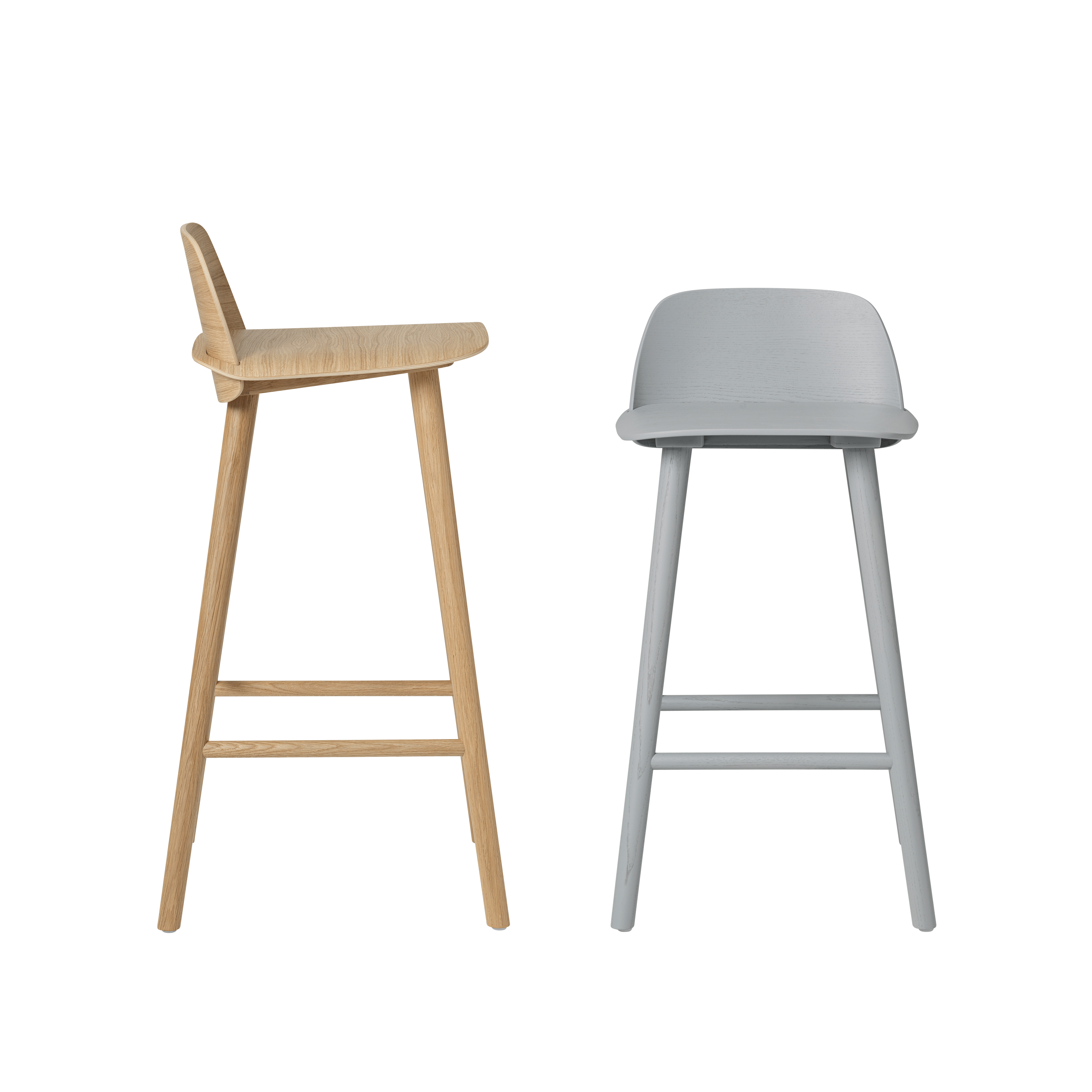 NERD Bar Stool in Oak Veneer