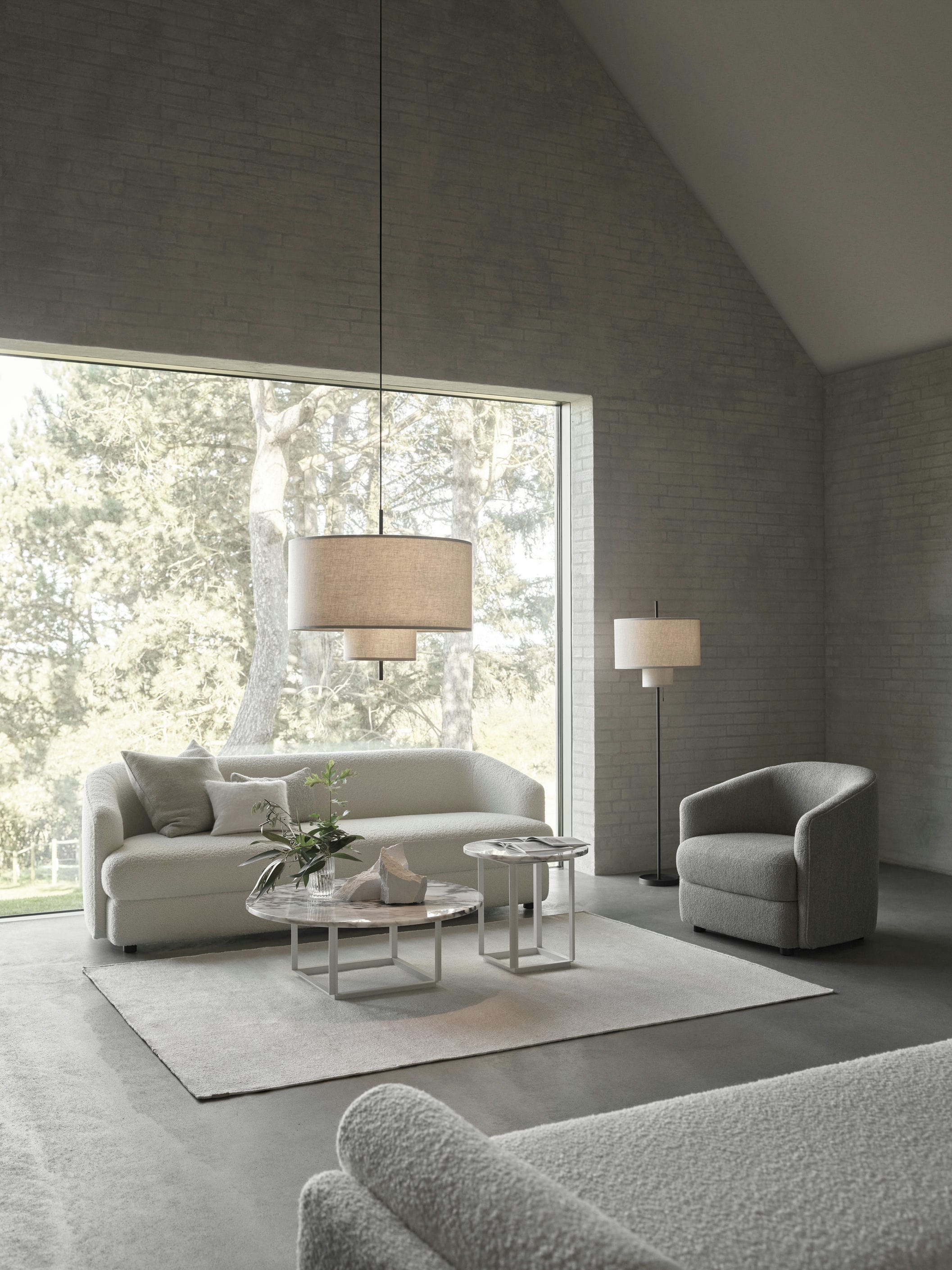 Beige margin floor lamp