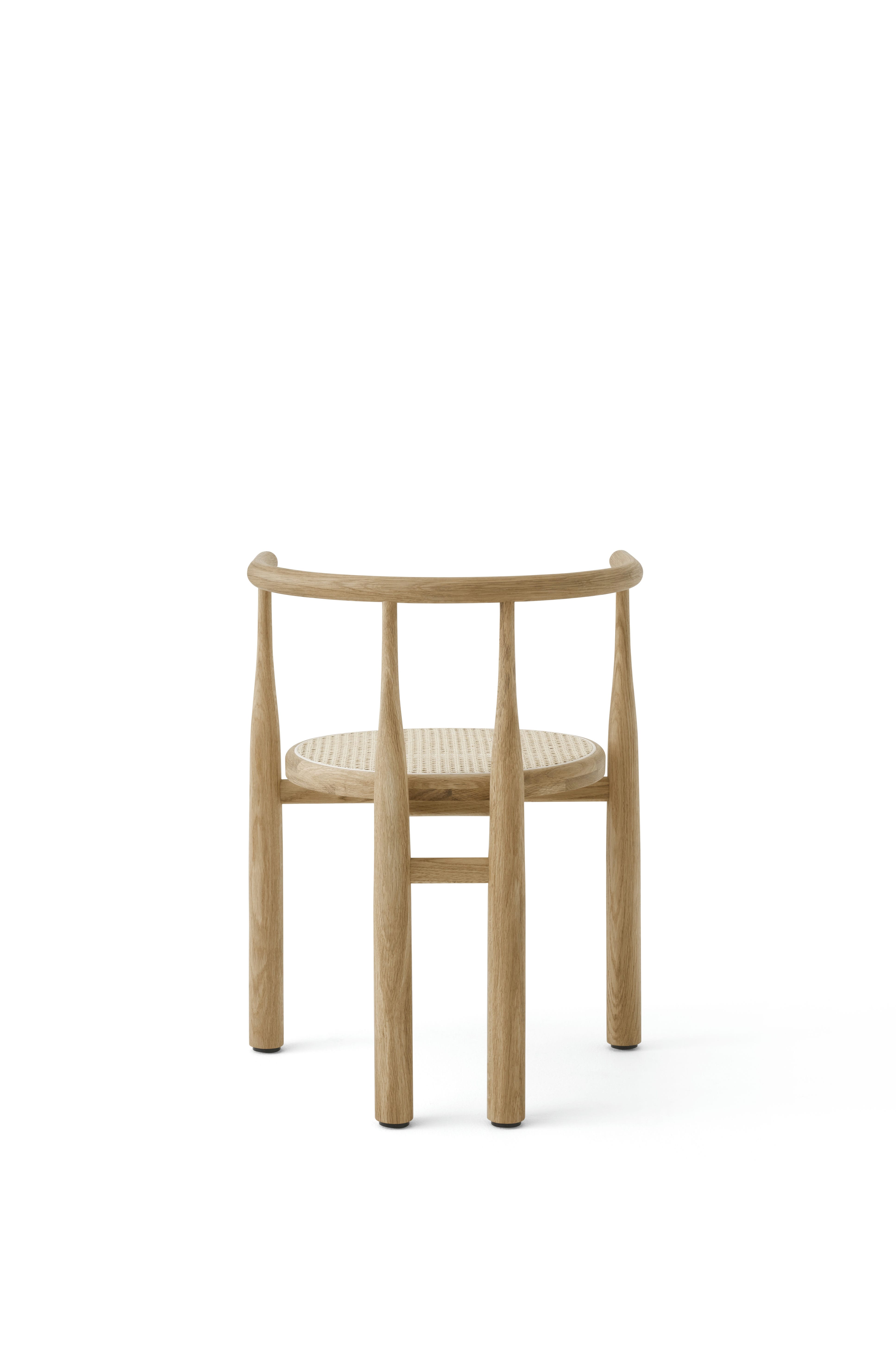 Bukowski chair braided seat with an oak base