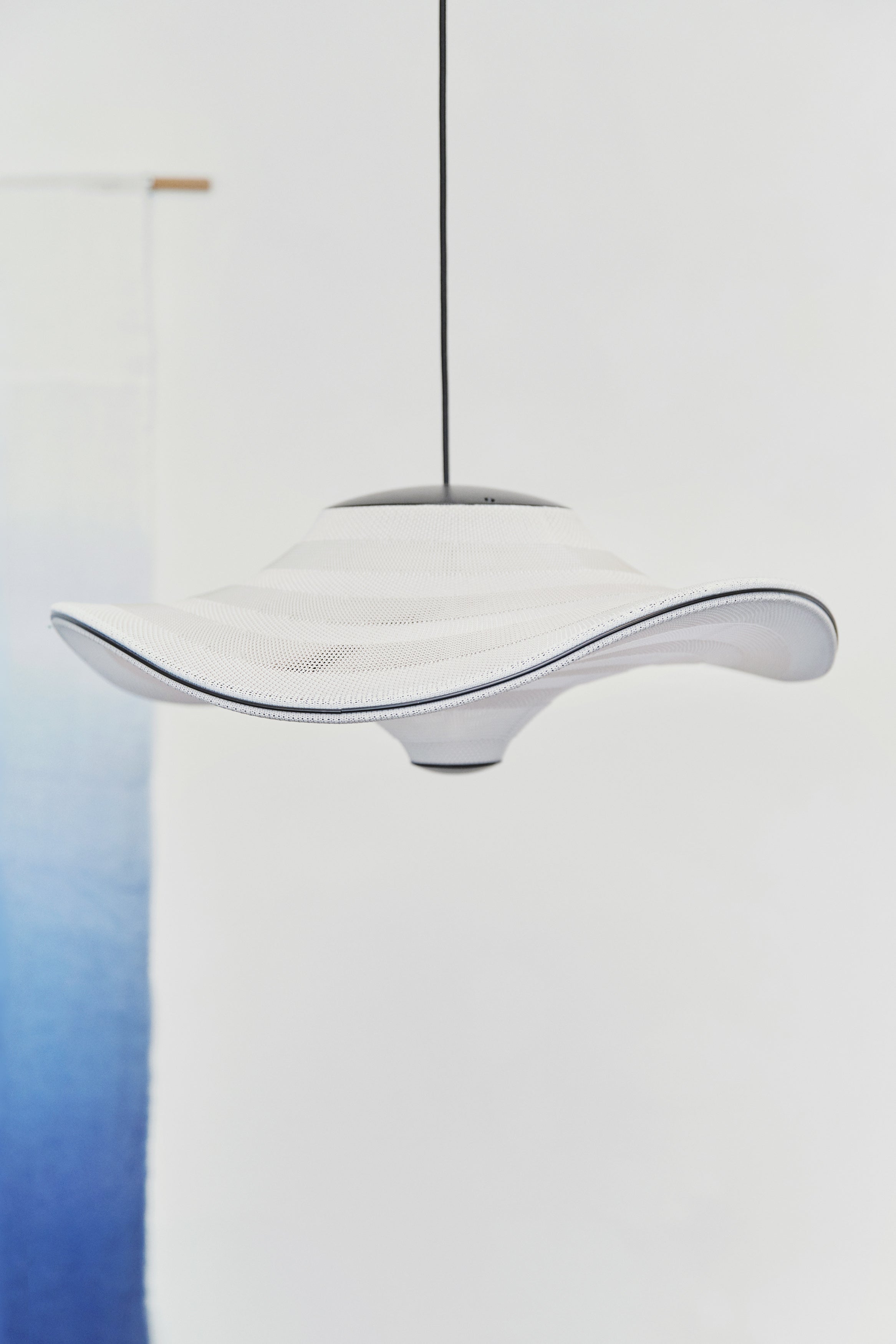 Závesná lampa FLYING terakota