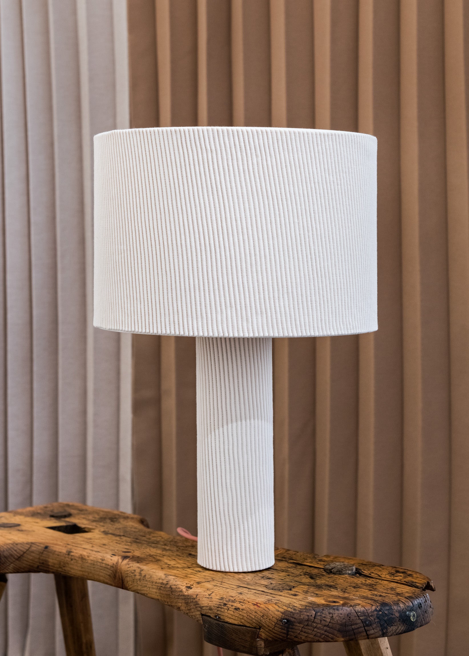 Stolná lampa PYJAMA béžová vlna