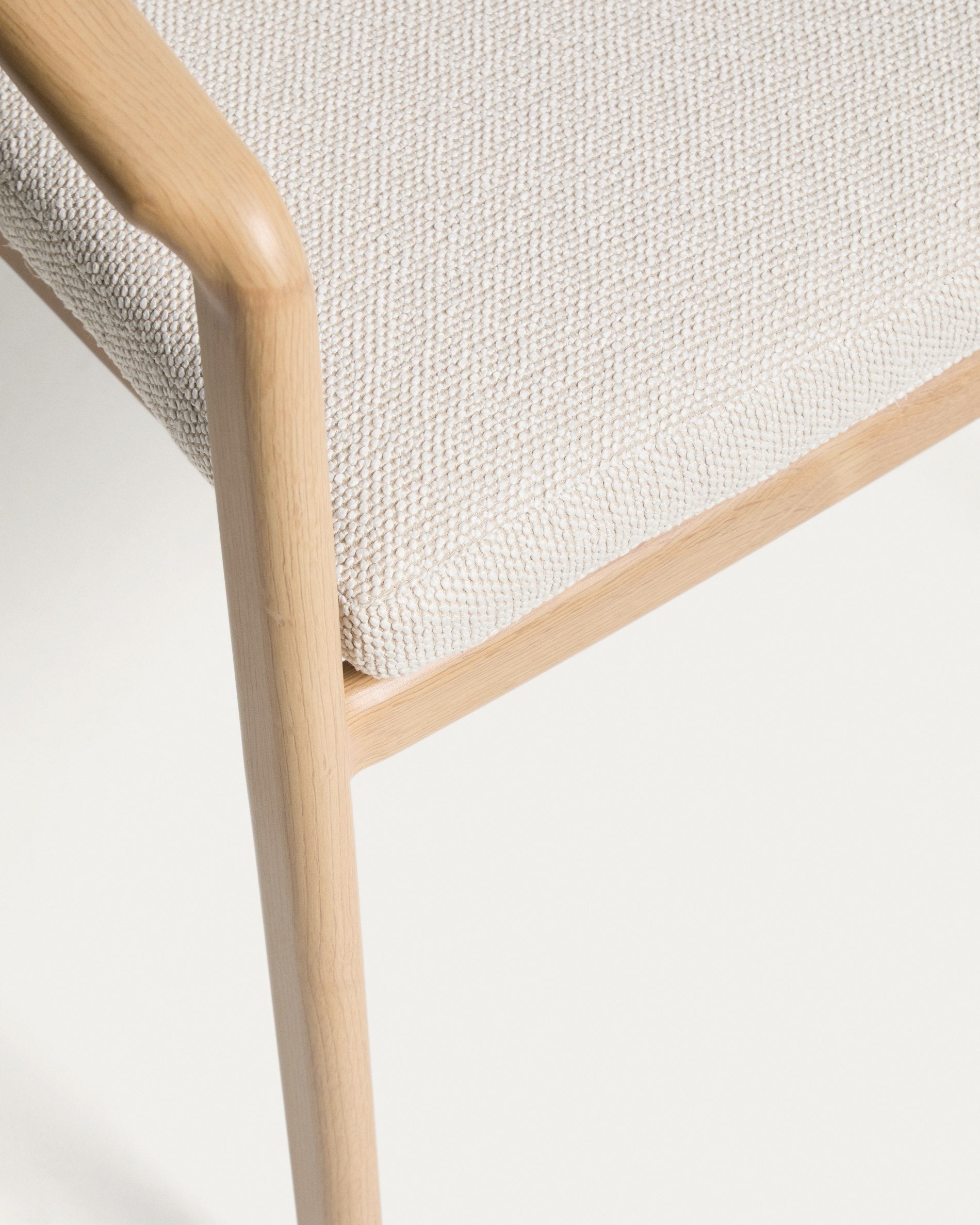 SIRTE ecru garden chair with a wood-like finish