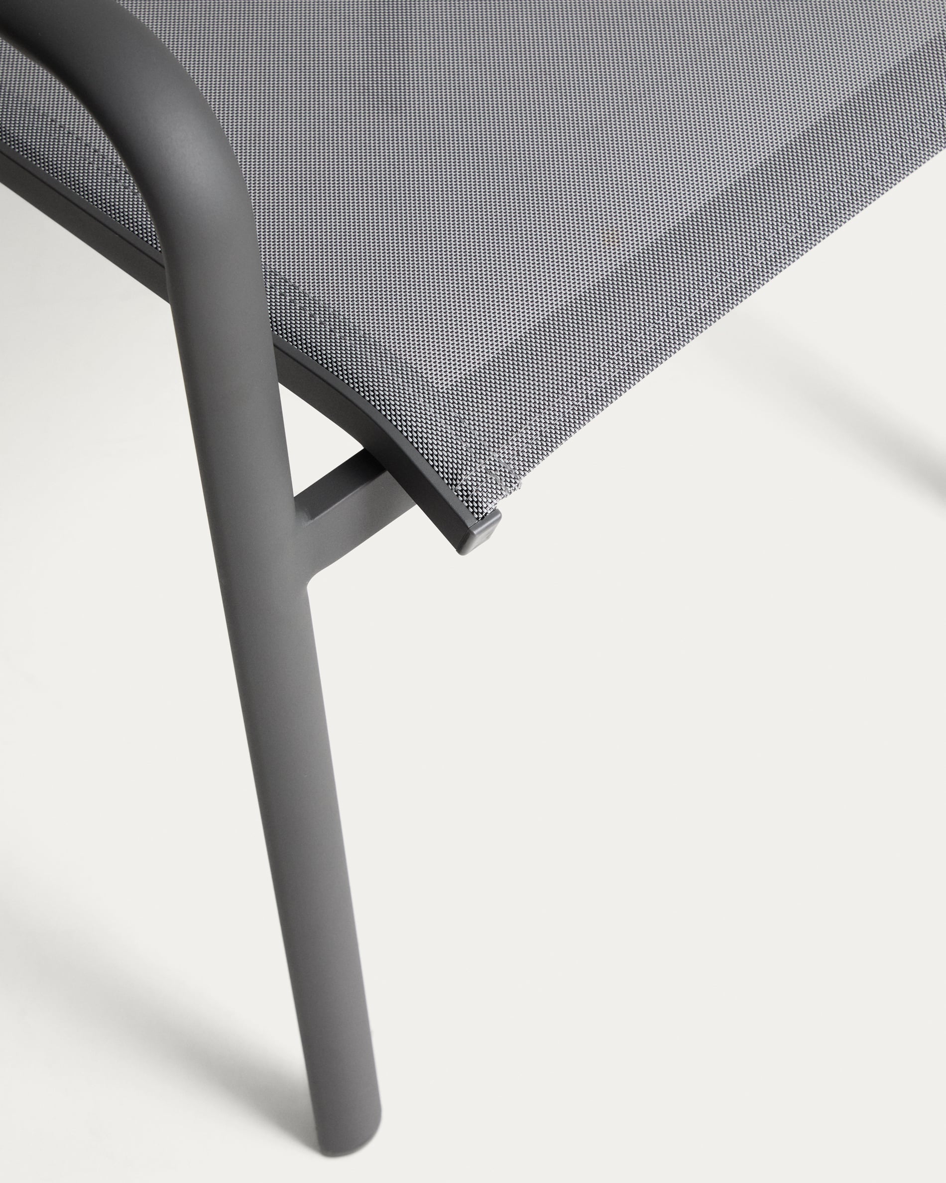 Záhradná stolička LURI grafitová