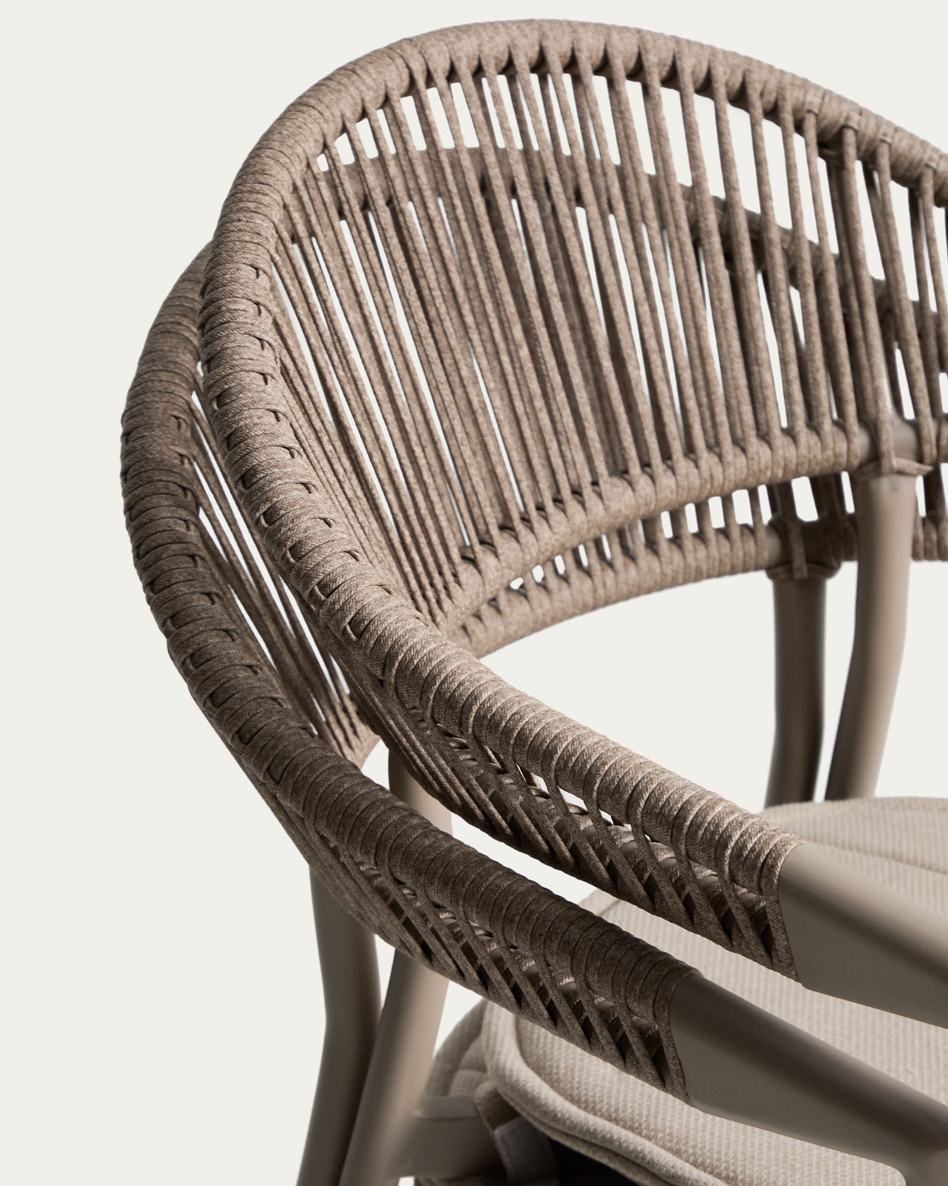 ALIMIA taupe garden chair