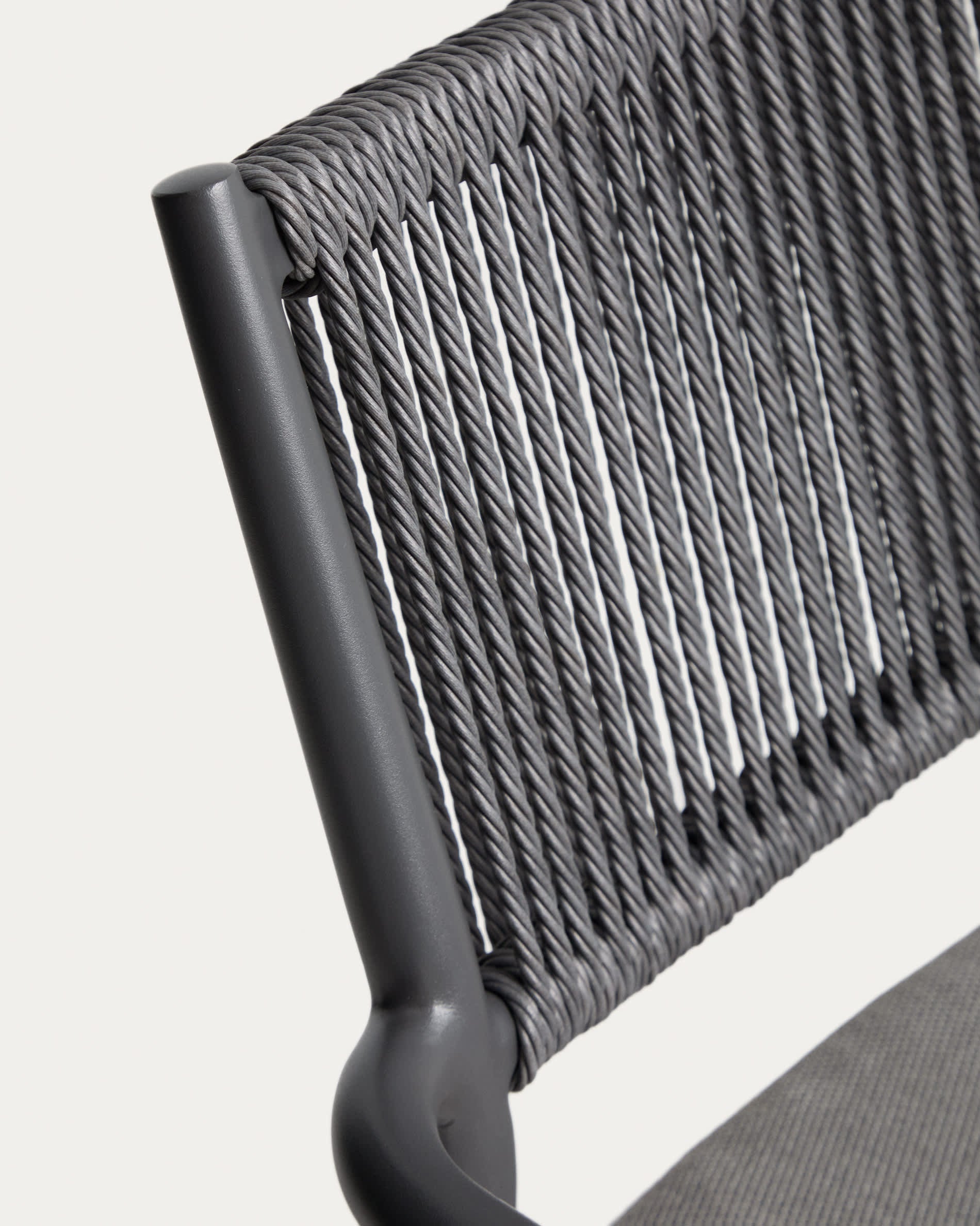 Záhradná stolička ARGASI grafitová