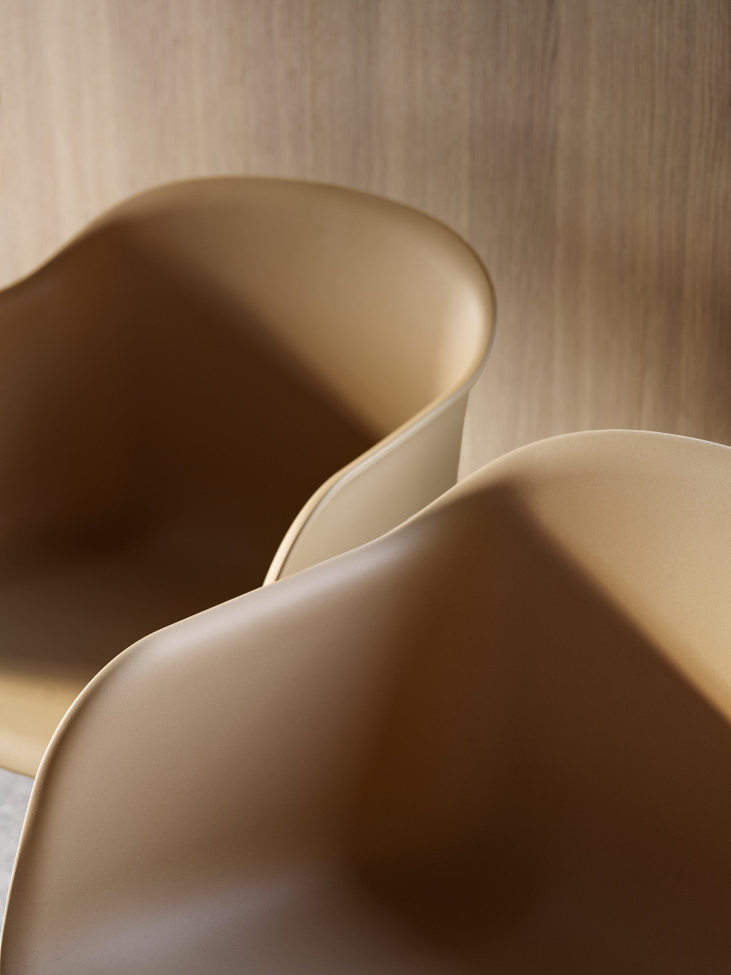 FIBER Armchair in Ochre with Steel Base