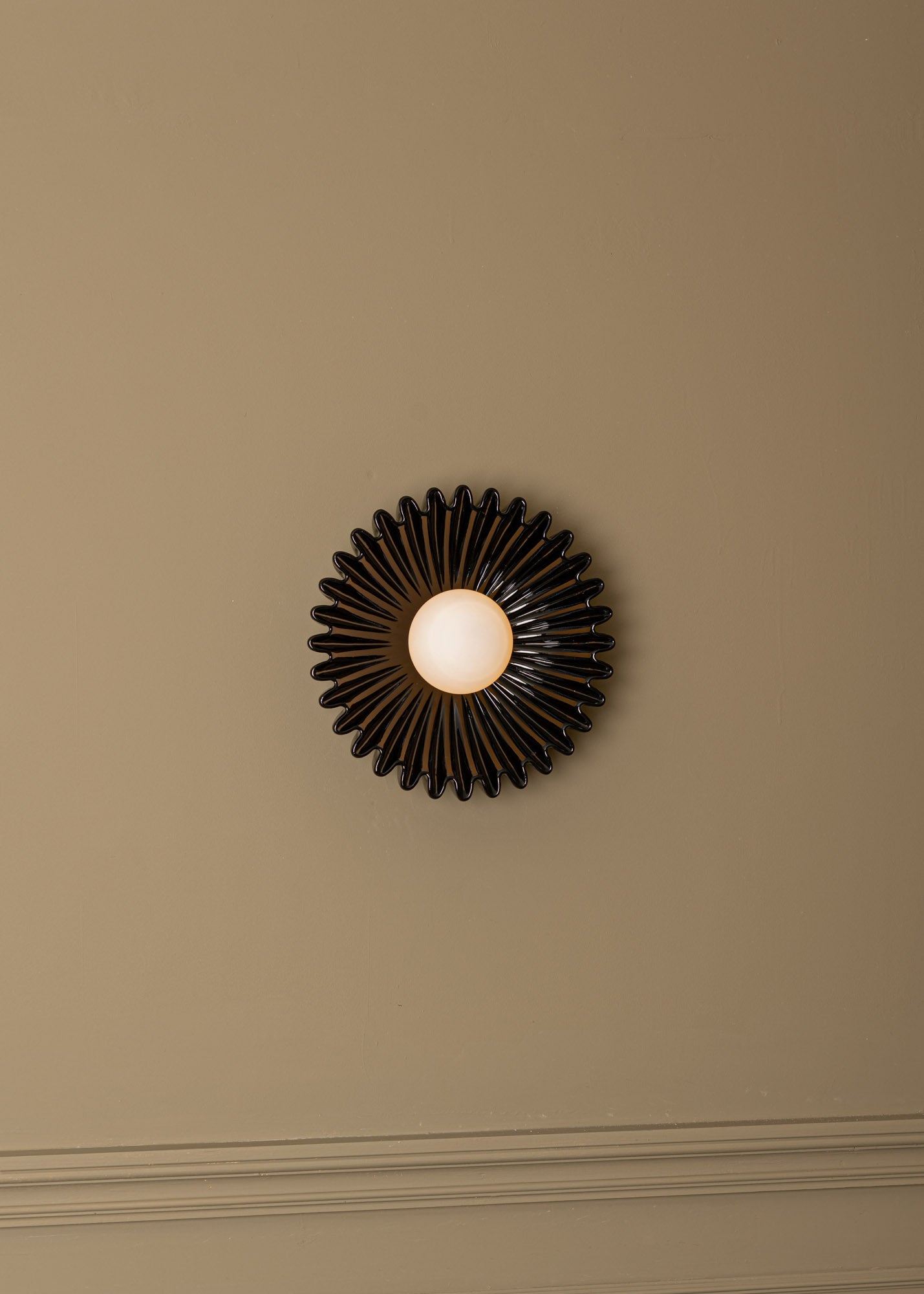 Black Ceramic Wall Lamp OSTRO