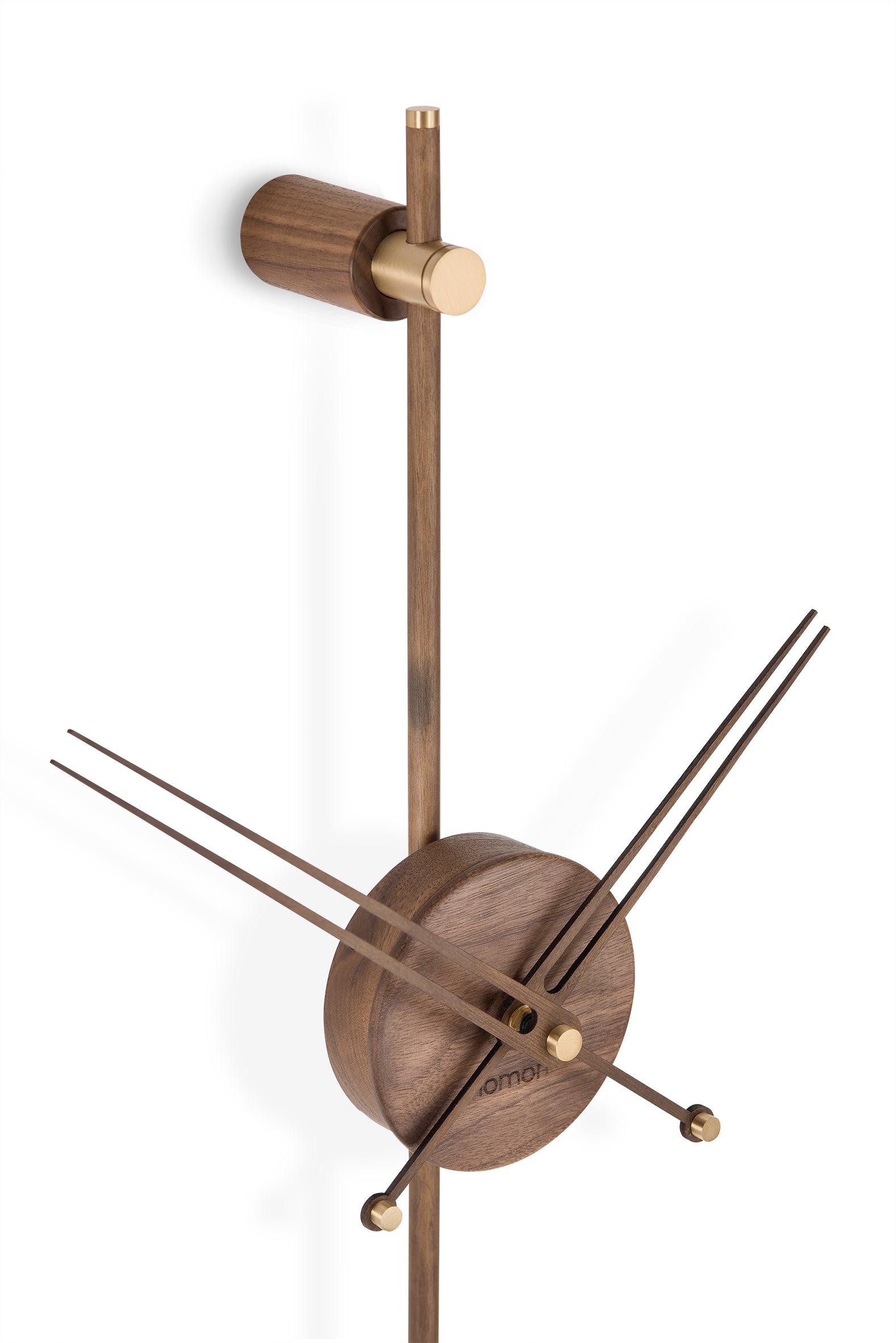 Nástenné hodiny PUNTO Y COMA PREMIUM orechové drevo s mosadzným detailom