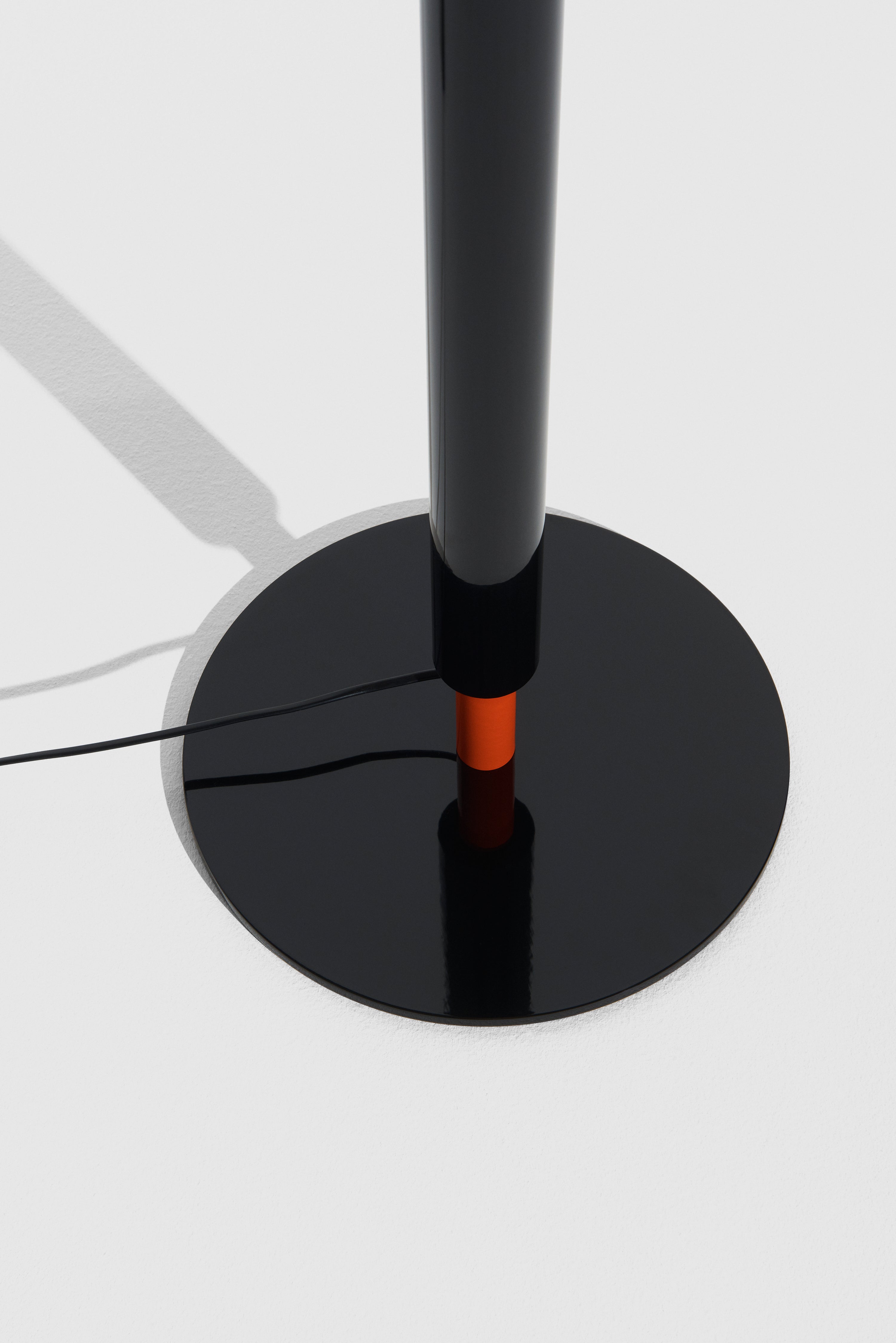 PYL floor lamp yellow