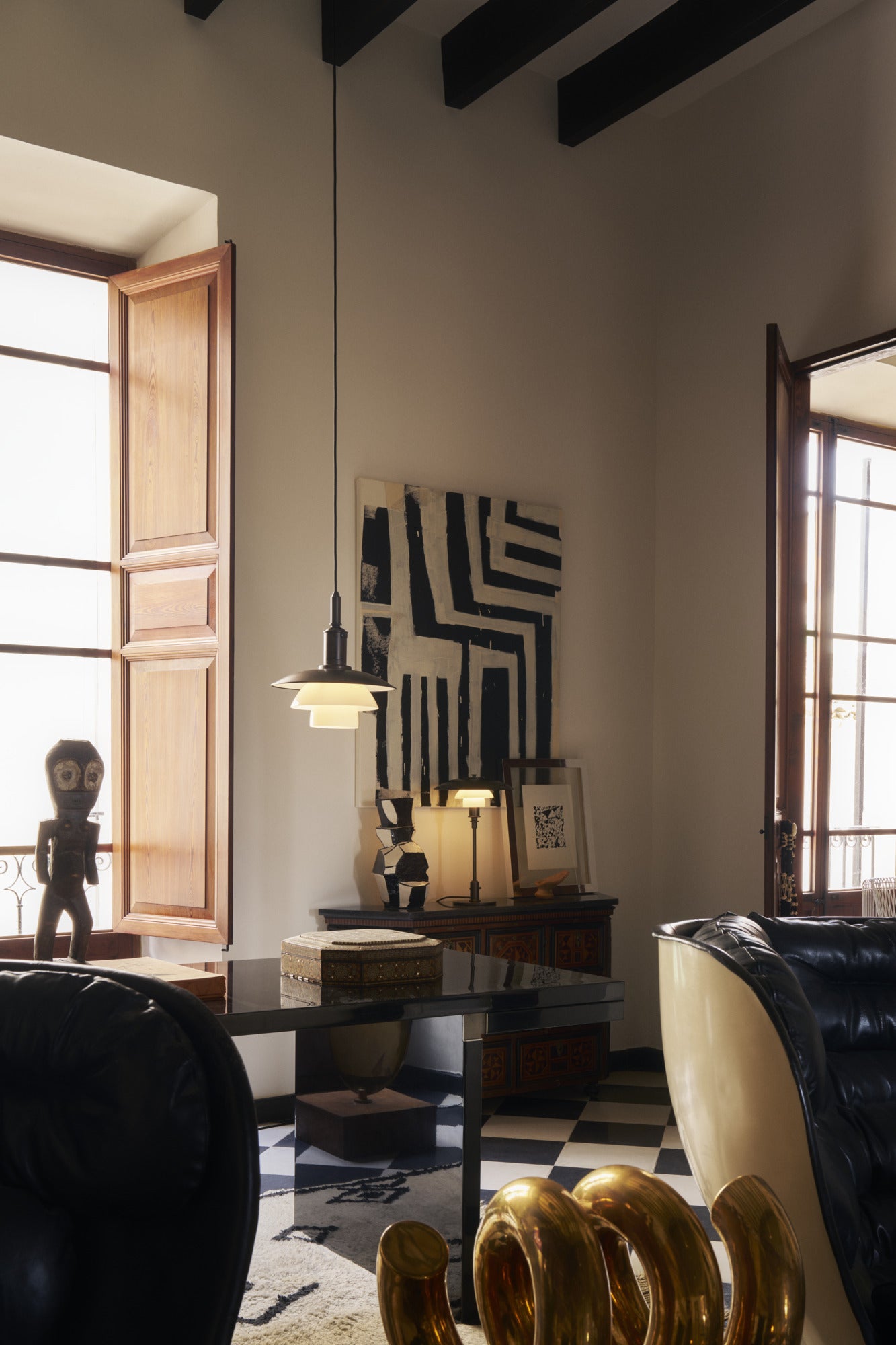 Závesná lampa PH 3/3 biela s čiernym matným povrchom