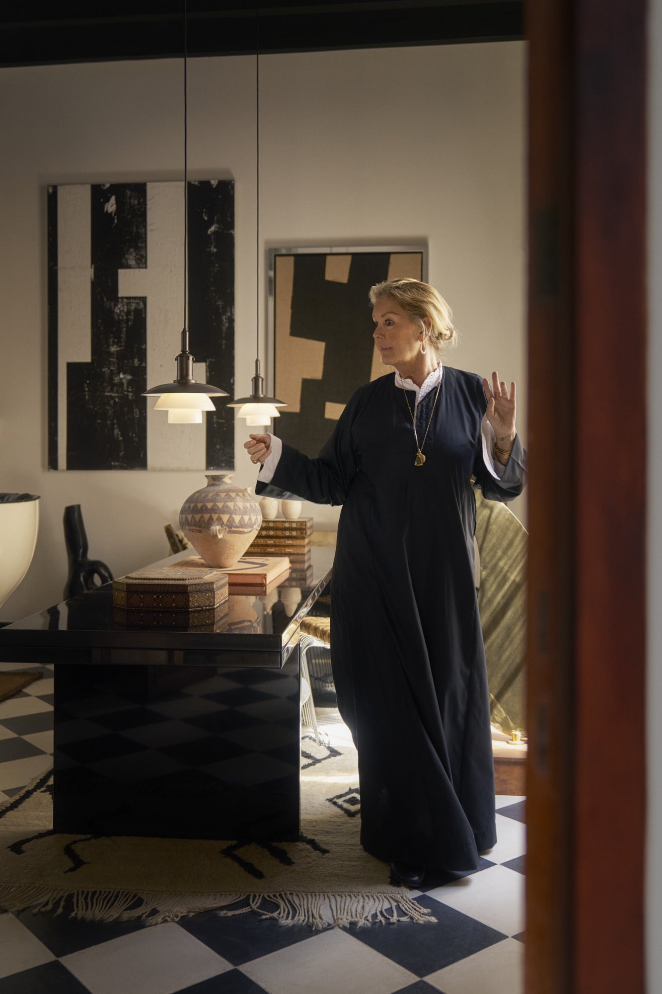 Závesná lampa PH 3/3 biela s čiernym matným povrchom