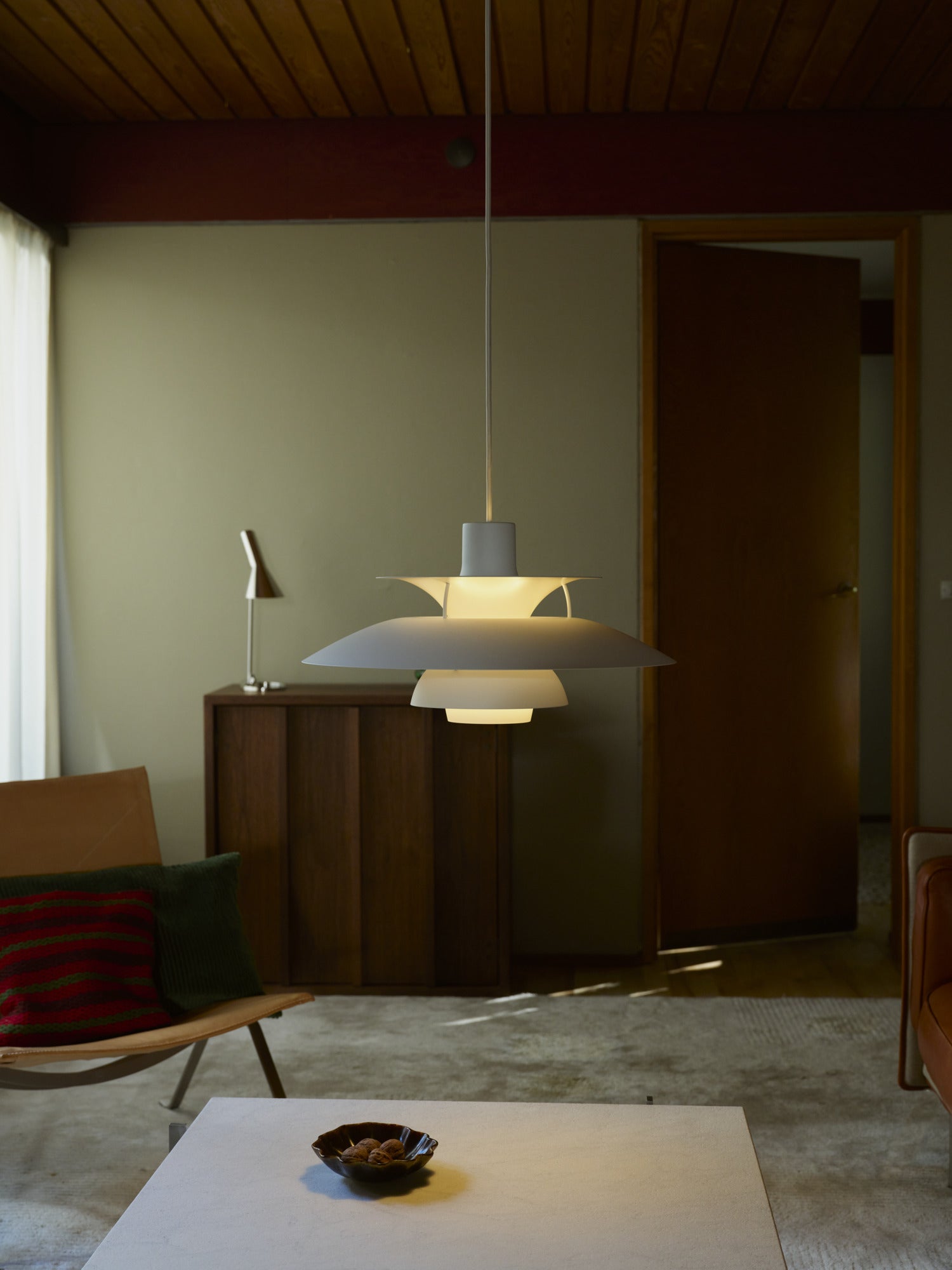 Lampa wisząca PH 5 monochromatyczny biały