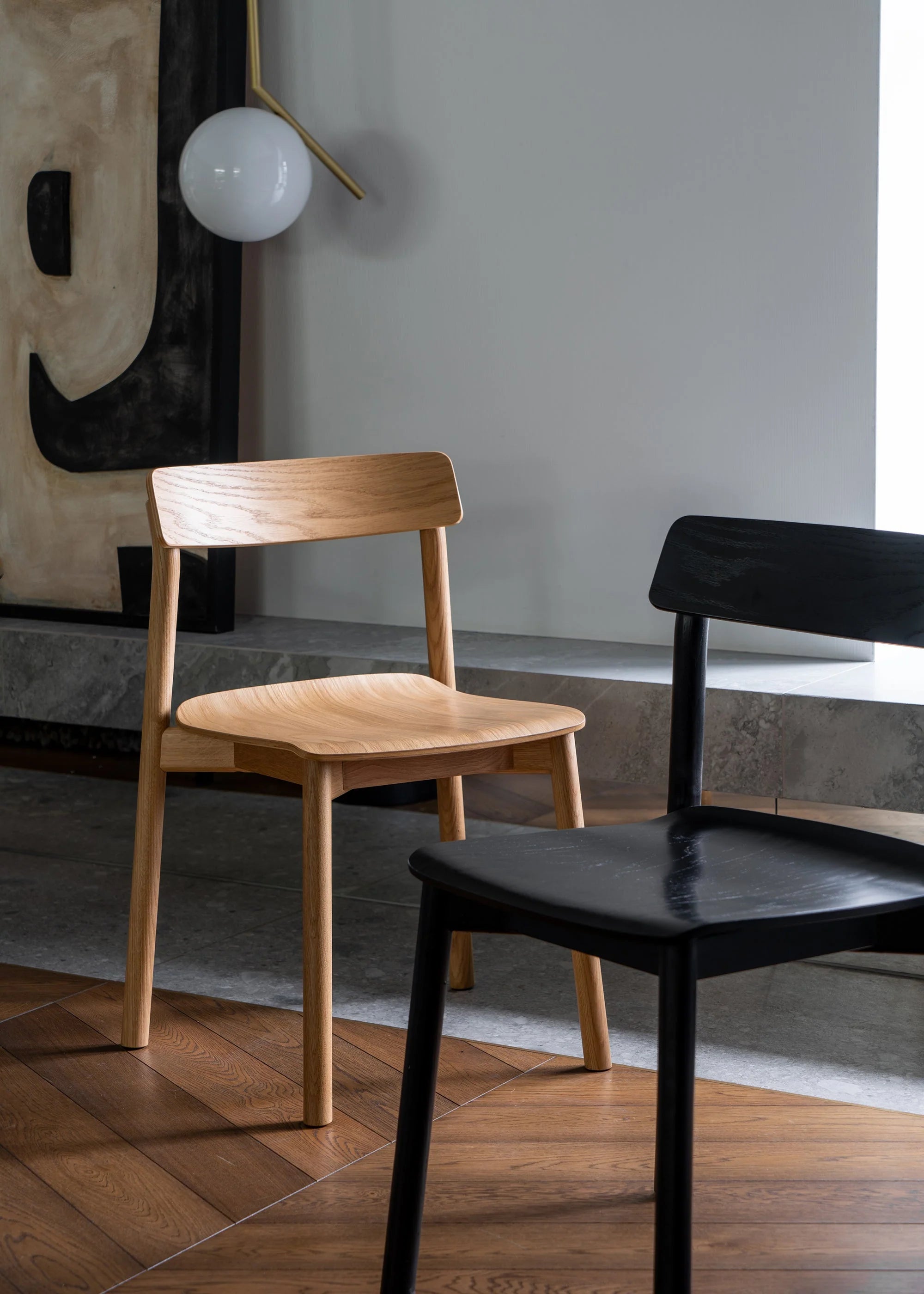 ARCHE chair black oak wood