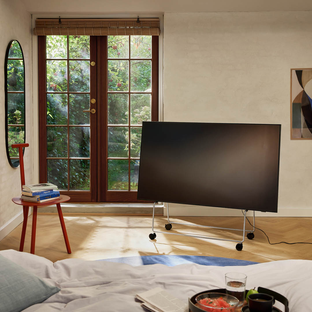 Stojak RTV CARRY srebrny