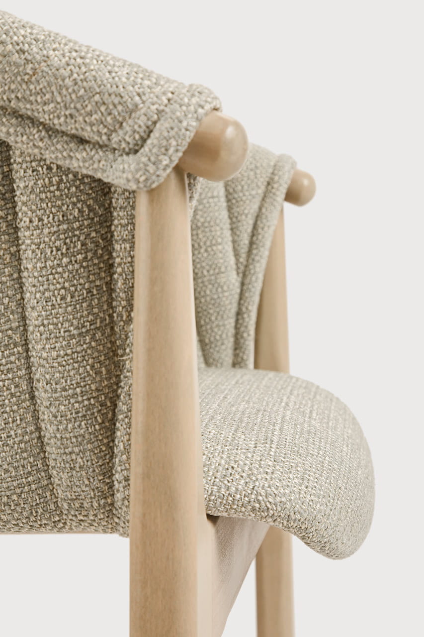 Stolička EVO B-2946 čalúnená