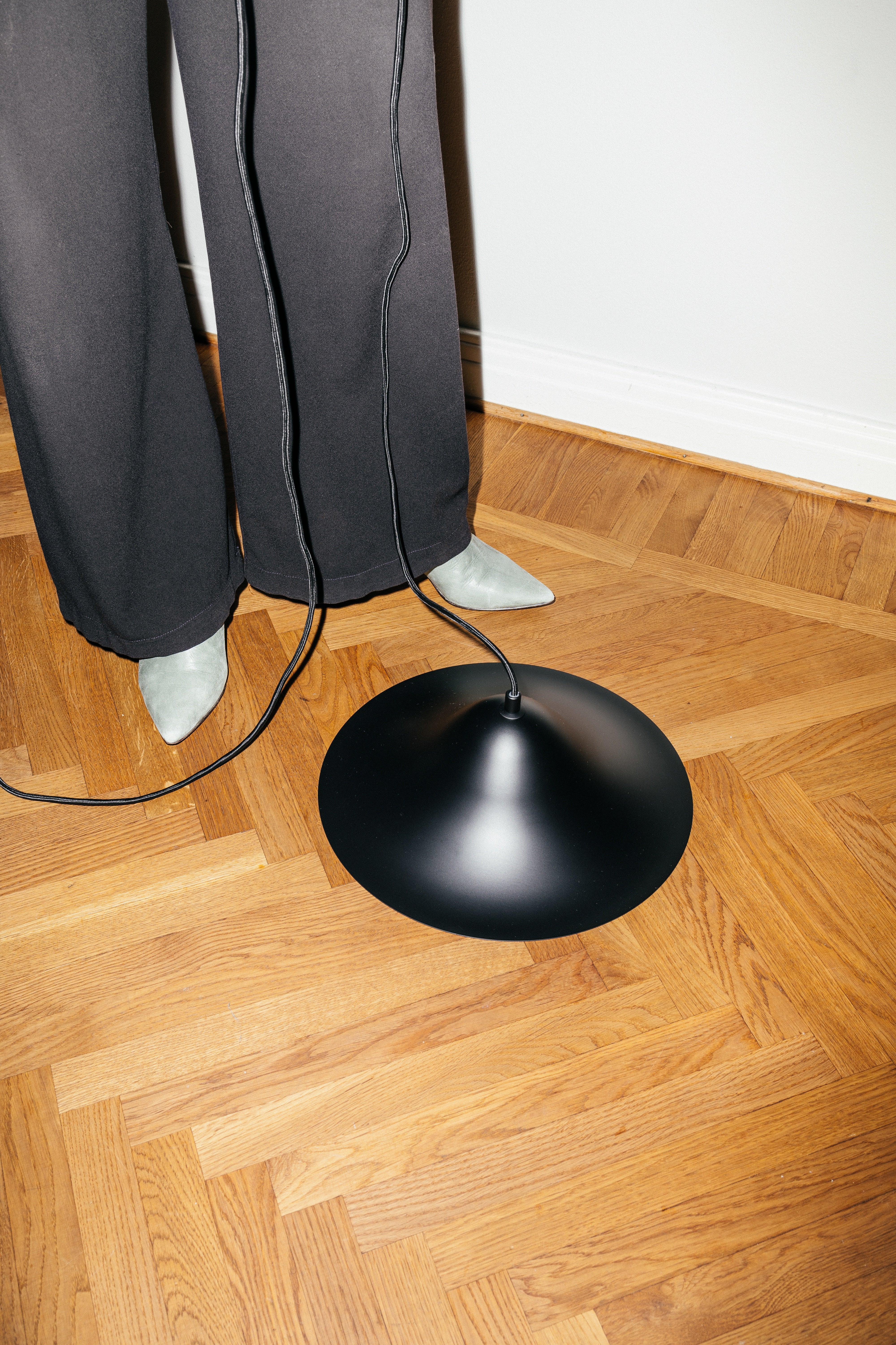 Závesná lampa HANS čierna