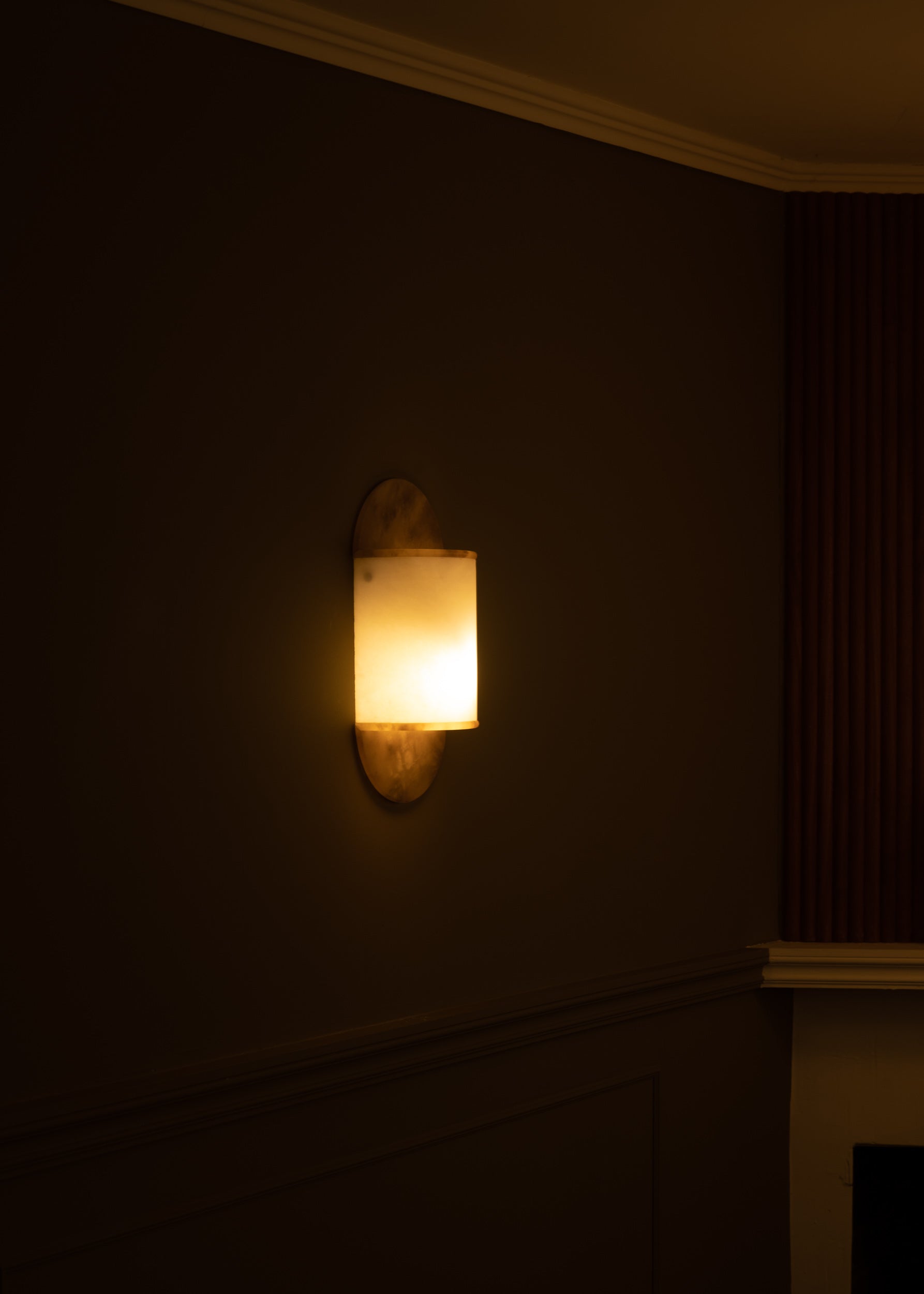 PILOT wall lamp dark beige alabaster